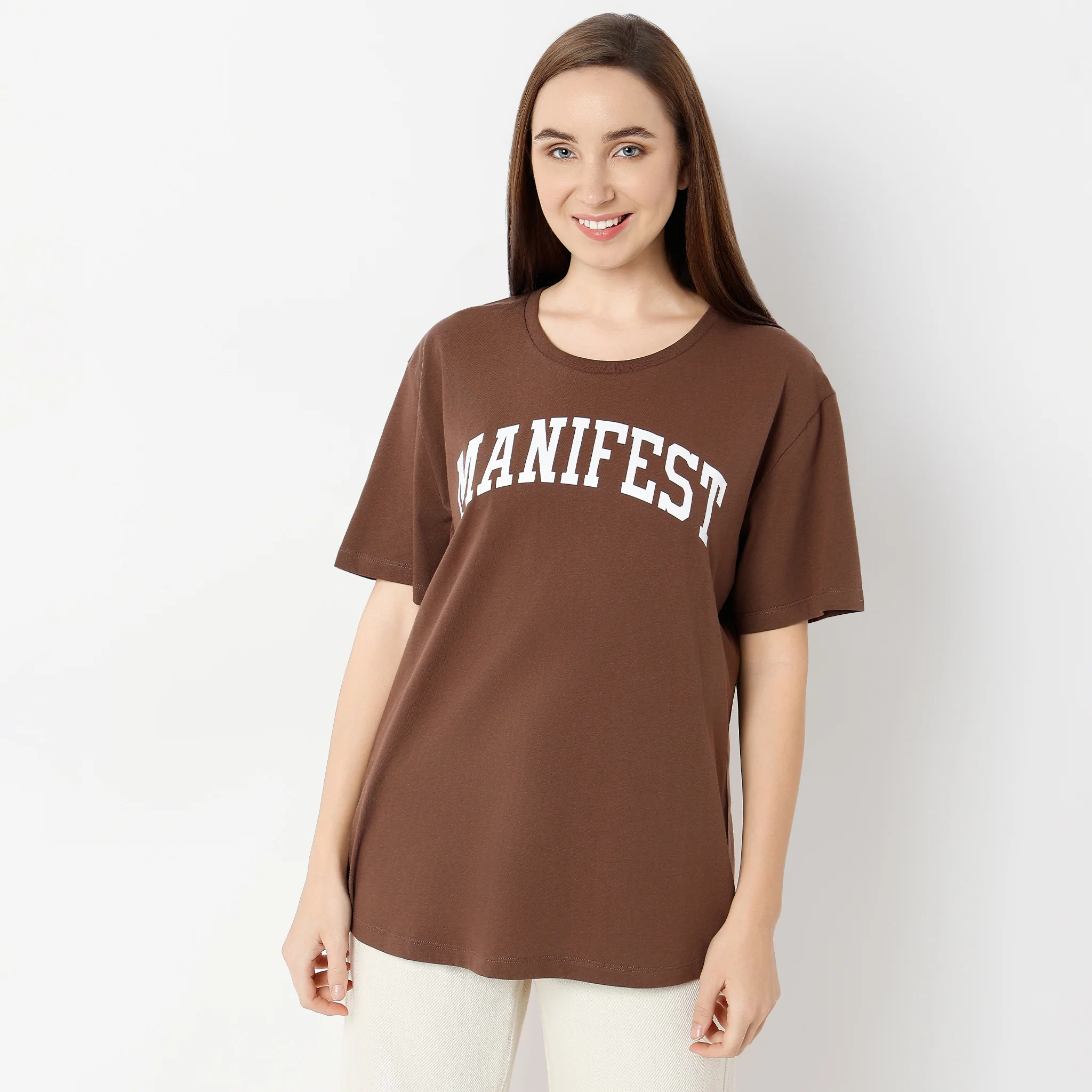 Oversized Betty Graphic T-Shirt With Front And Back Print - Image 2