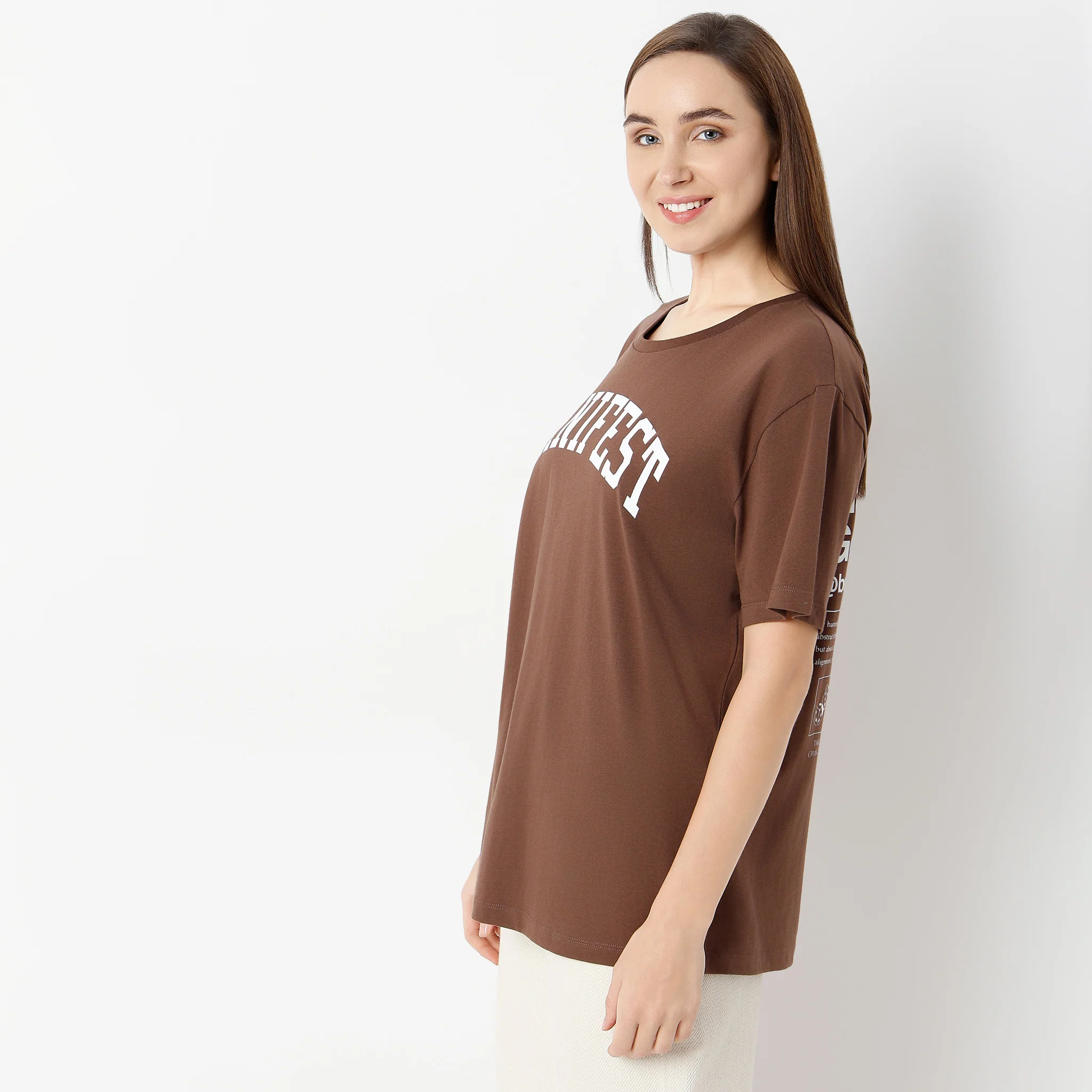Oversized Betty Graphic T-Shirt With Front And Back Print - Image 5