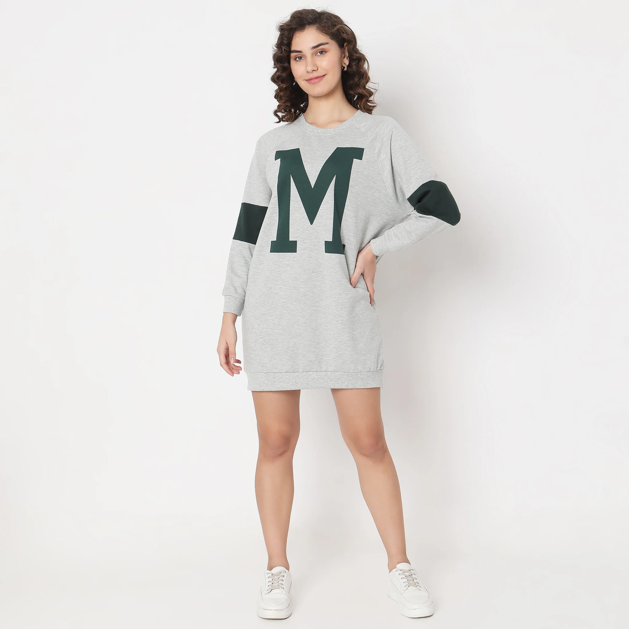 Oversize Graphic Sweatshirt - Image 2