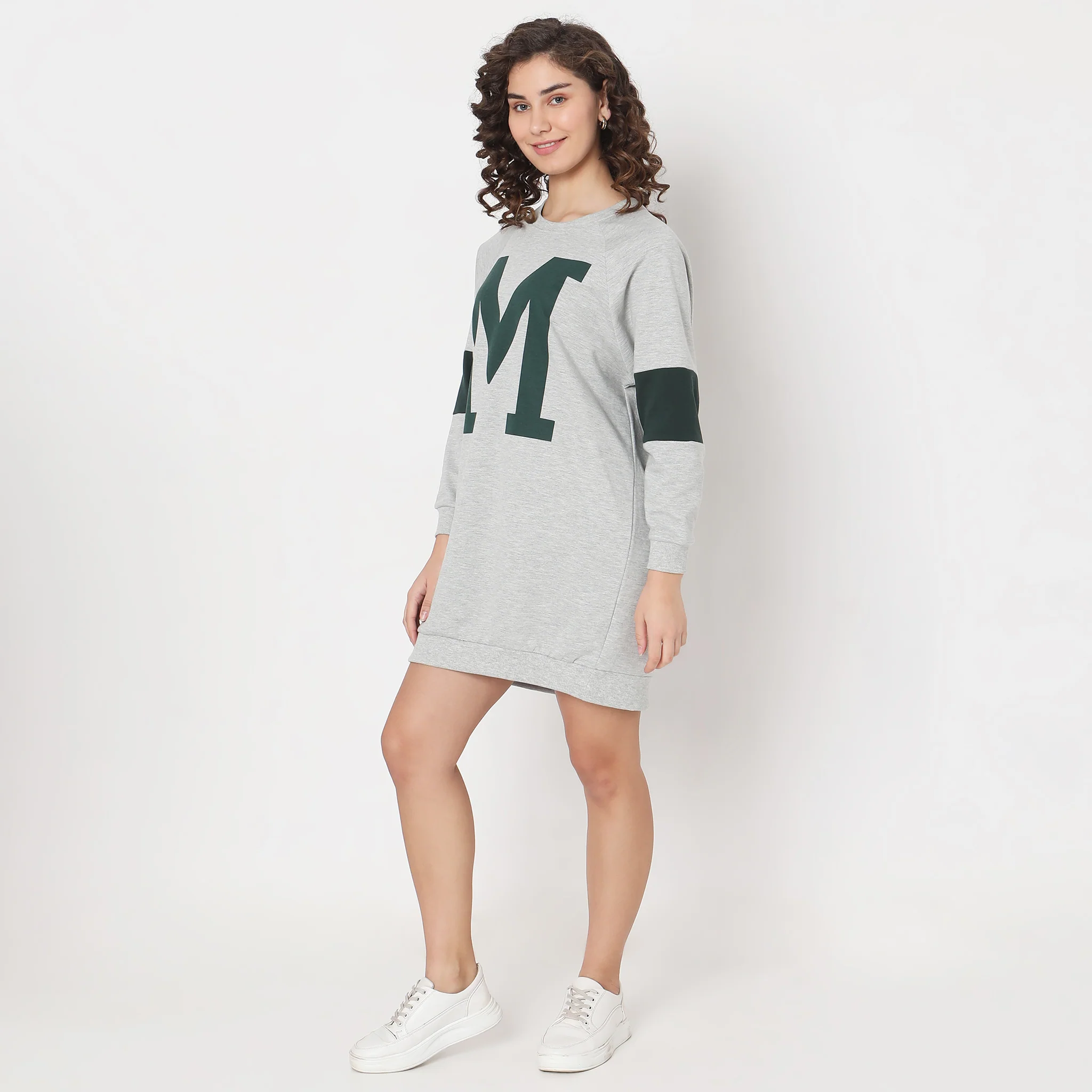 Oversize Graphic Sweatshirt - Image 4