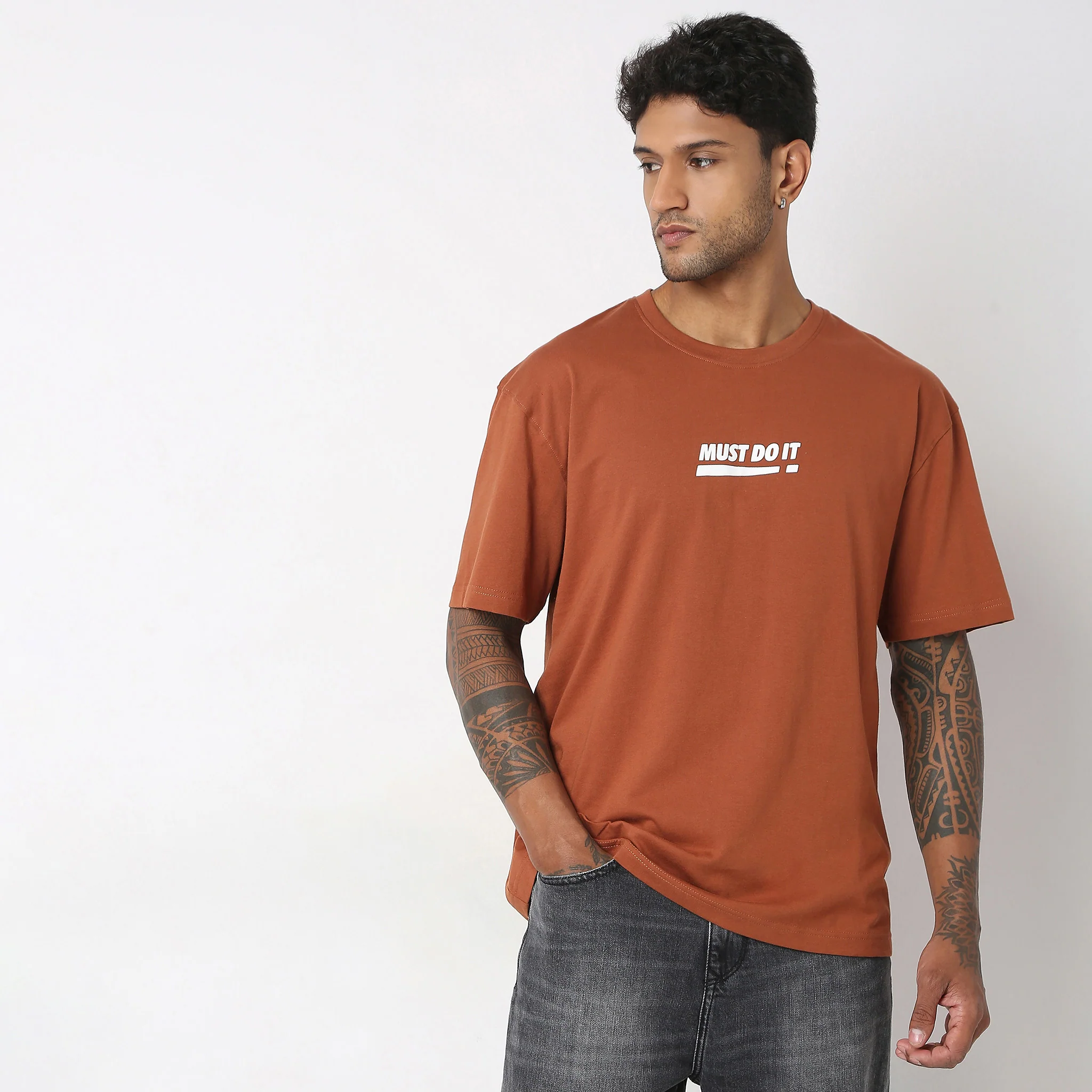 Oversize Graphic T-Shirt - Image 2