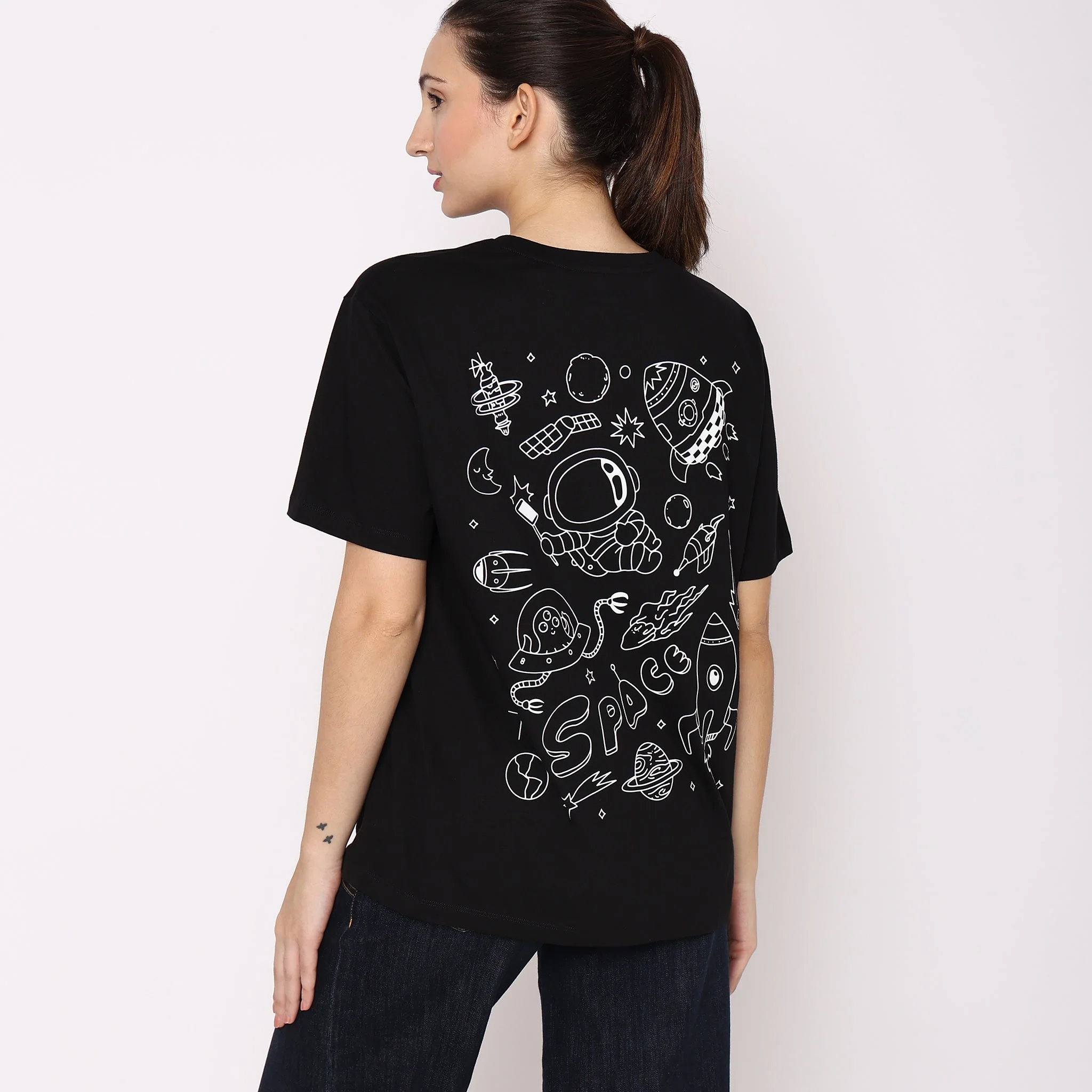 Oversize Graphic T-Shirt - Image 3