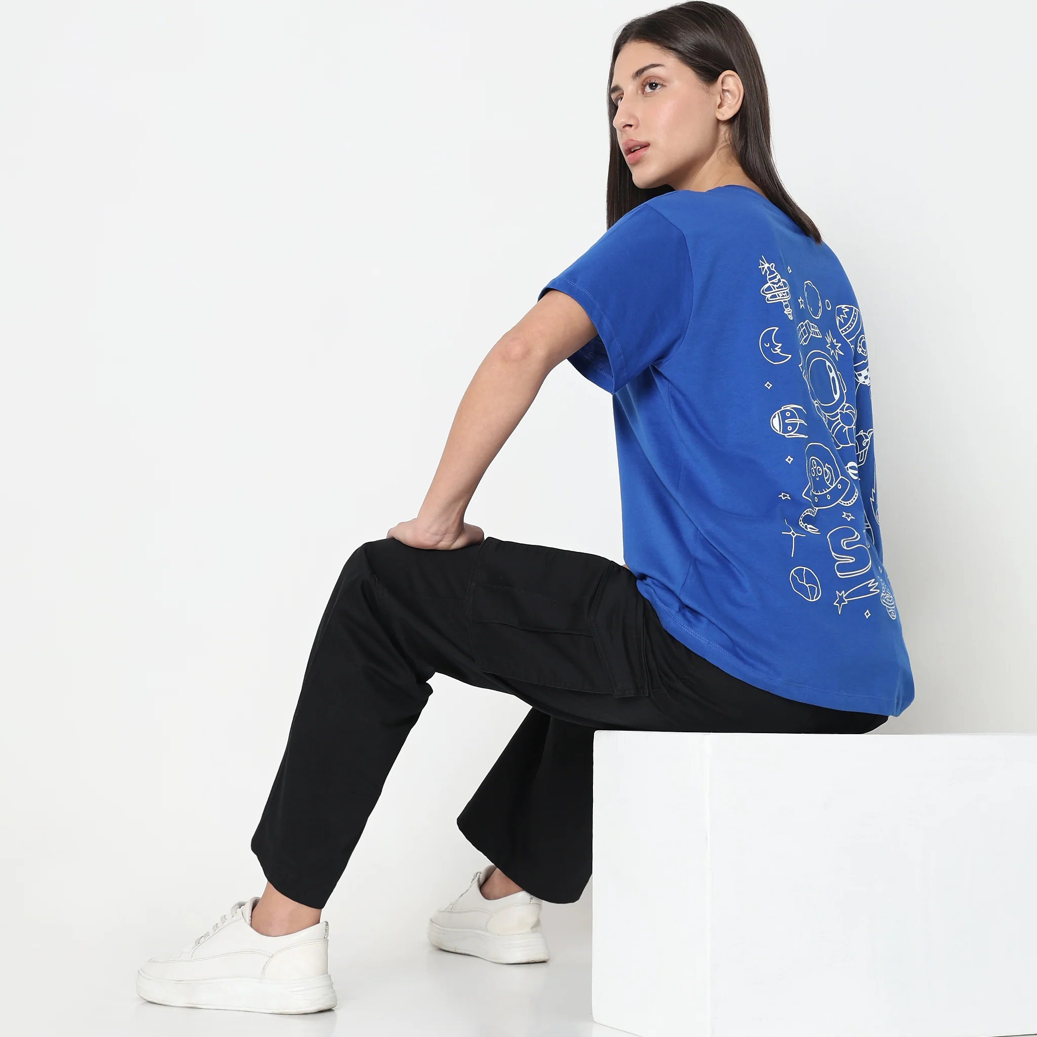 Oversize Graphic T-Shirt - Image 6
