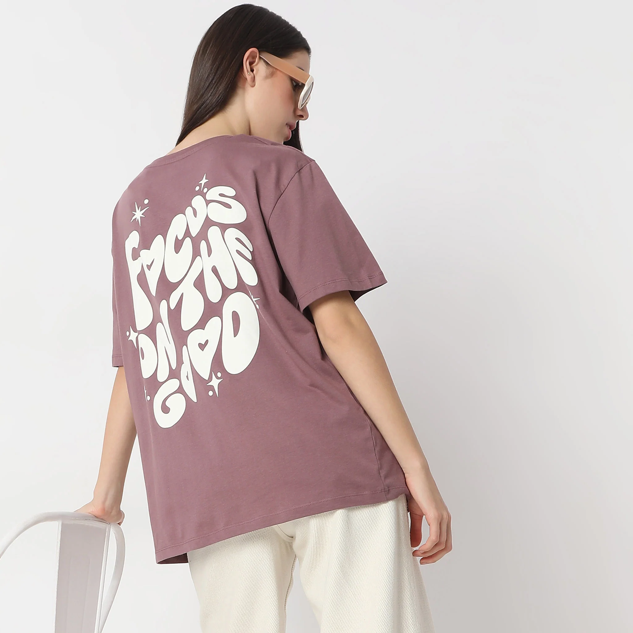 Oversize Graphic T-Shirt - Image 3