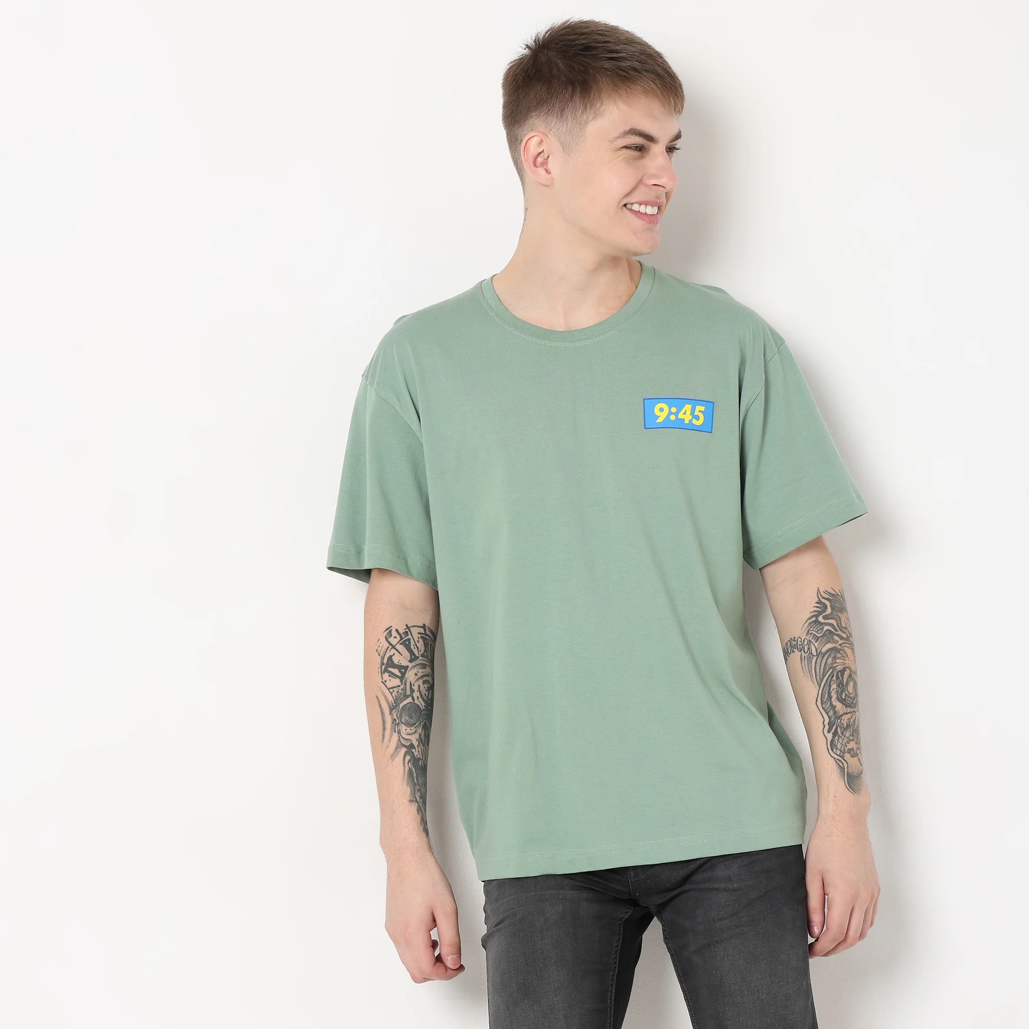 Oversize Graphic T-Shirt - Image 2