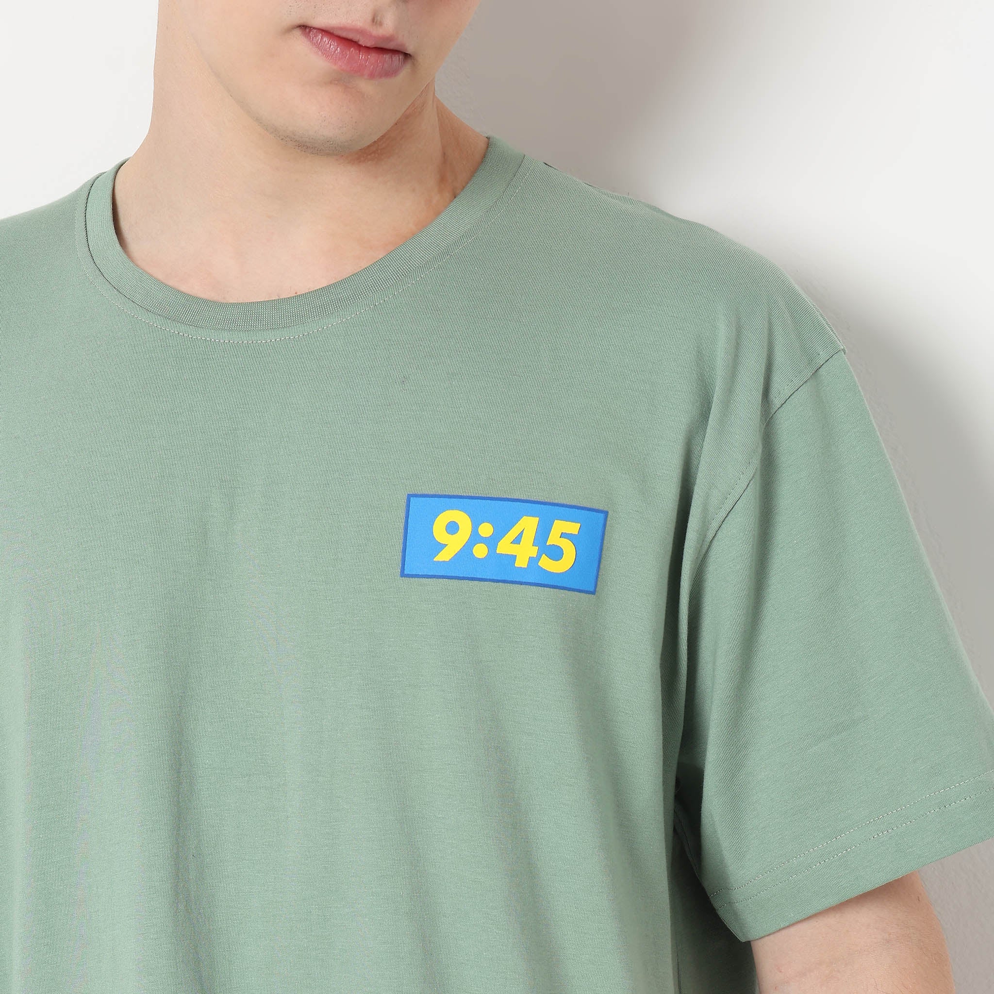 Oversize Graphic T-Shirt - Image 4