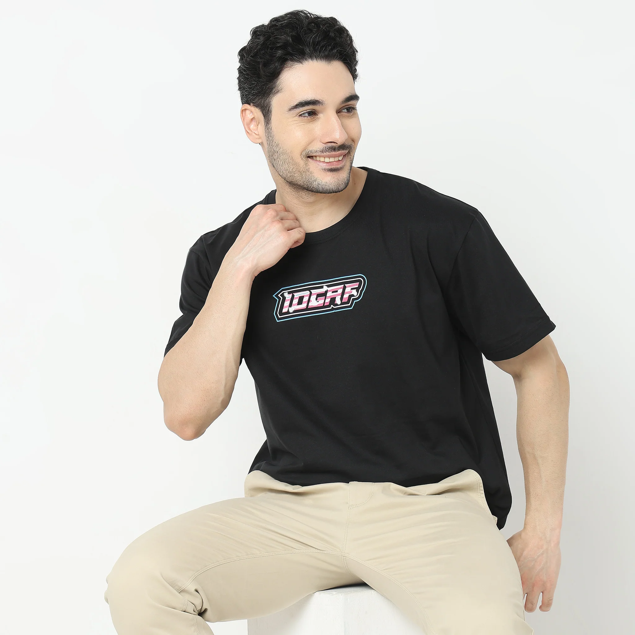 Oversize Graphic T-Shirt - Image 2