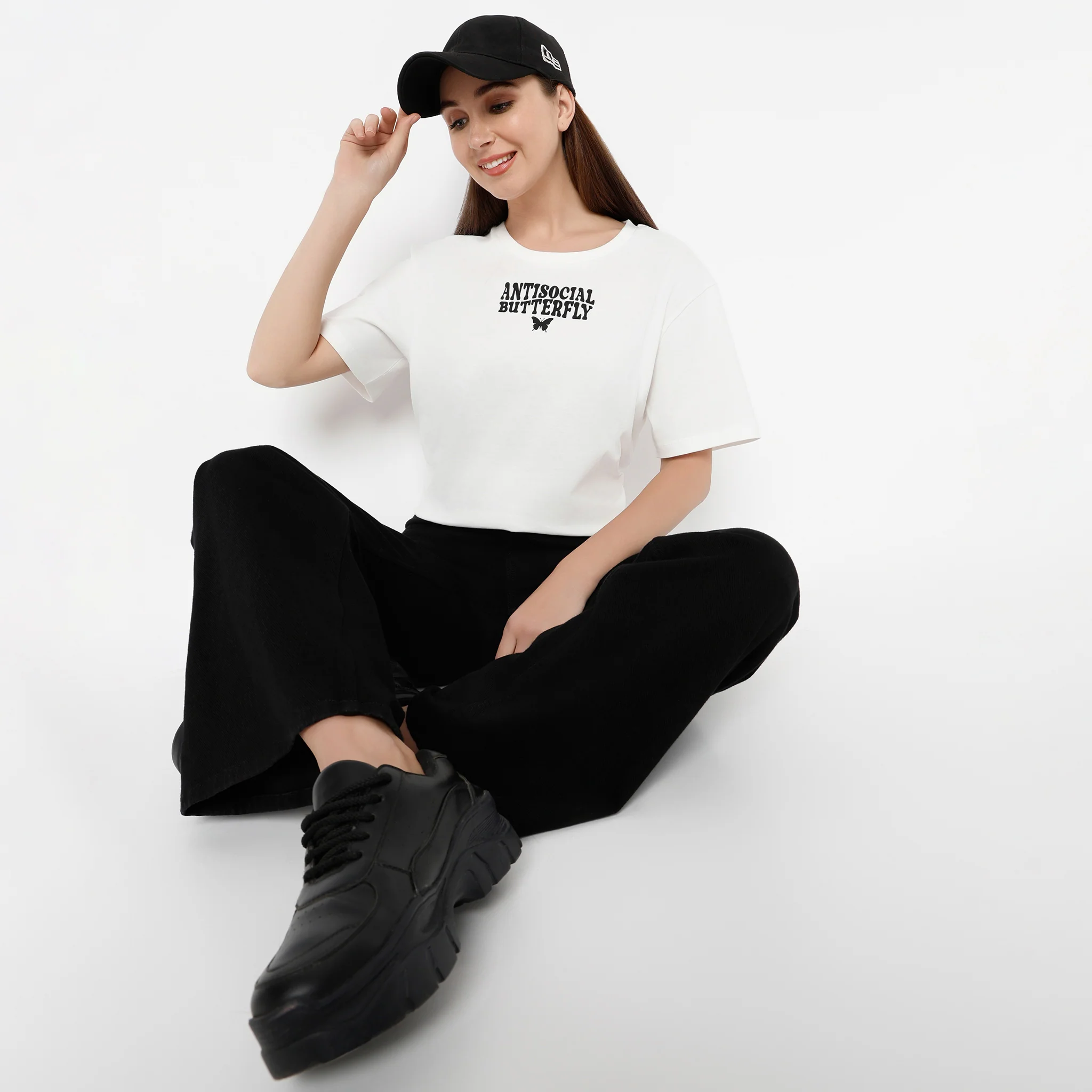 Oversize Graphic T-Shirt - Image 6