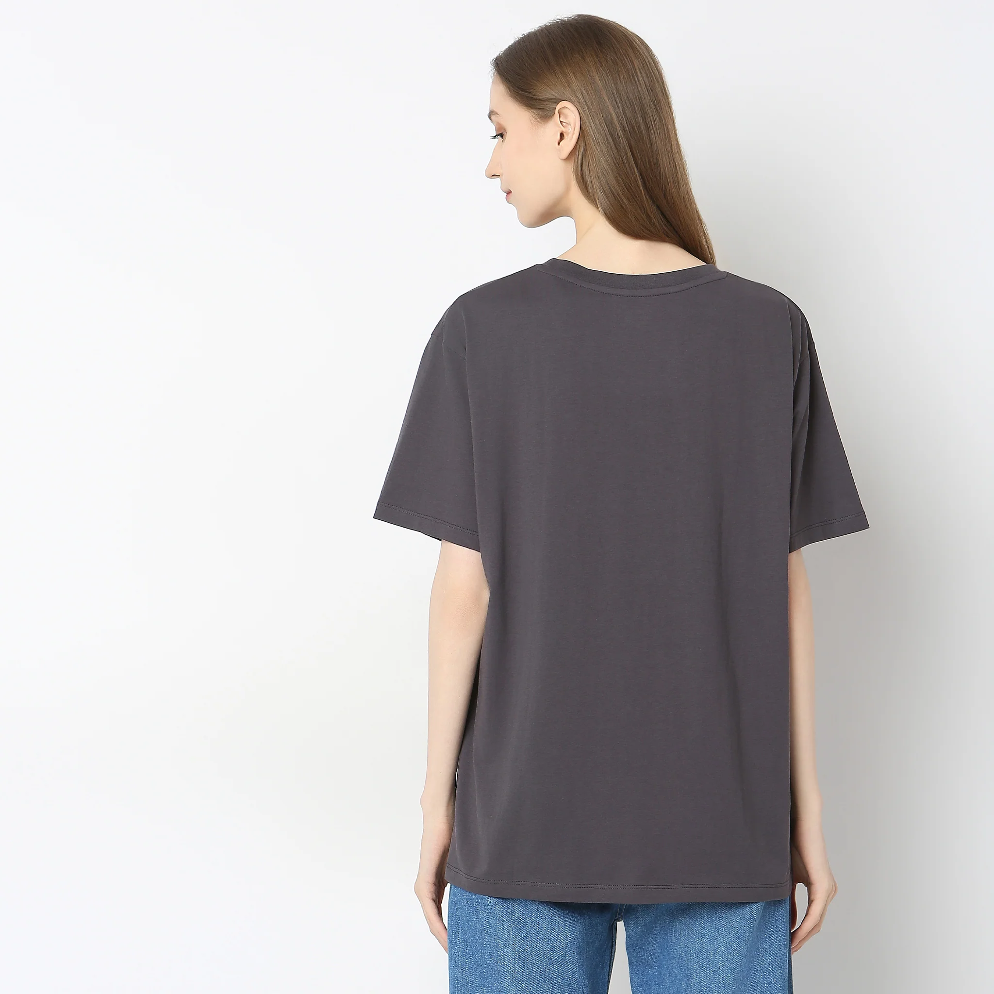 Oversize Graphic T-Shirt - Image 3