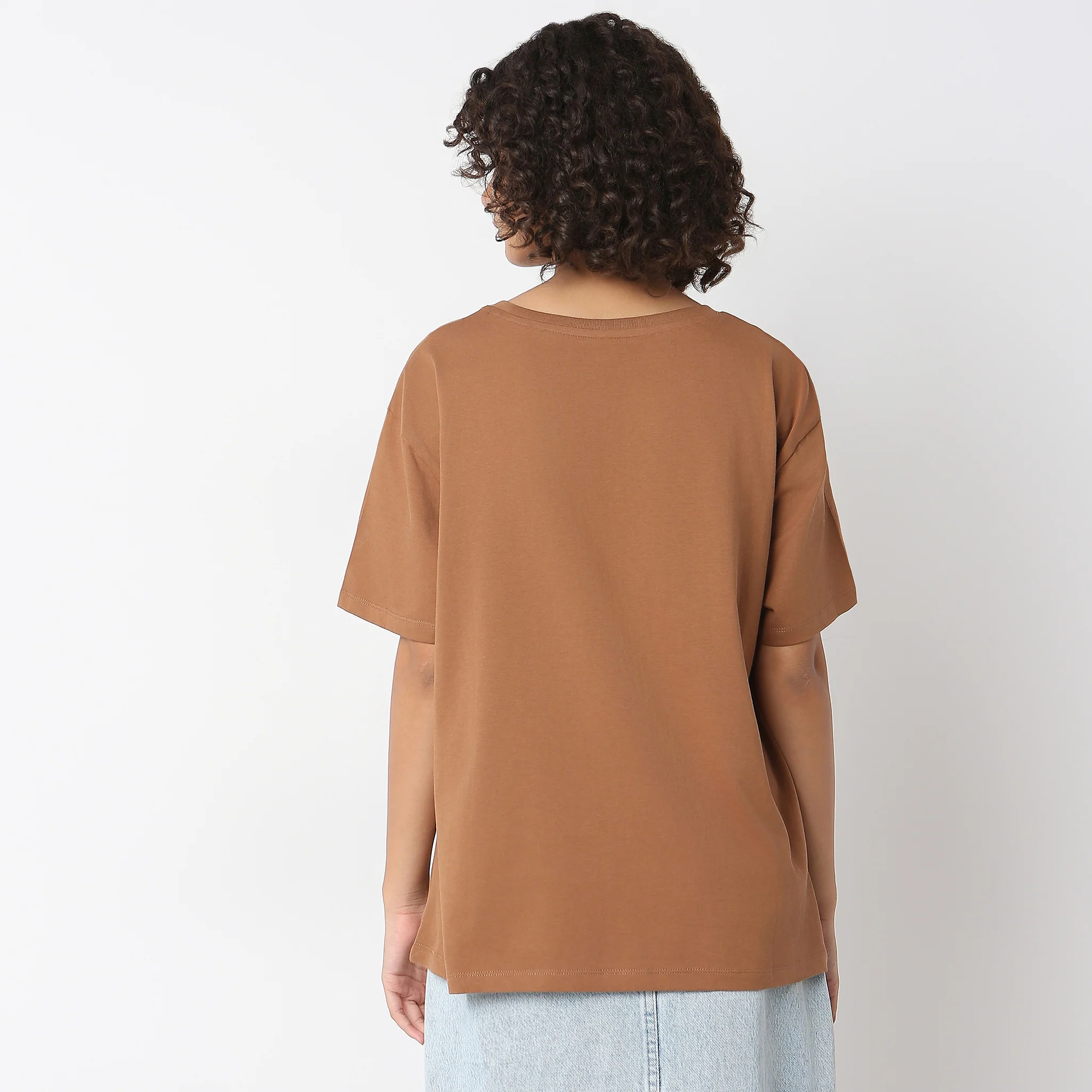 Oversize Graphic T-Shirt - Image 3