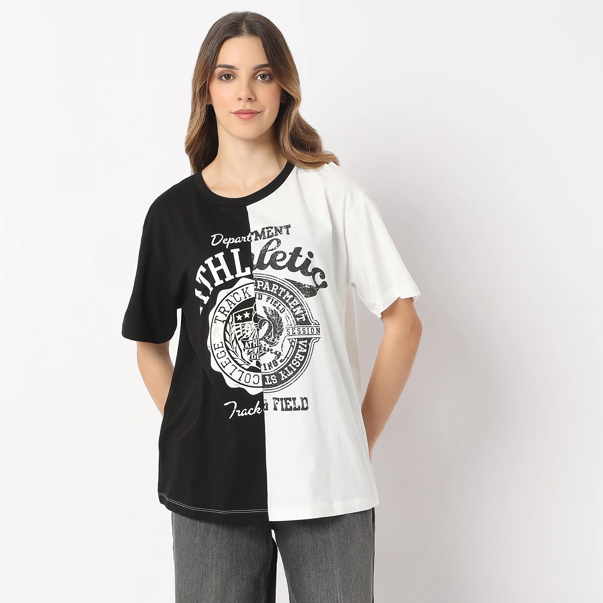 Oversize Graphic T-Shirt - Image 7