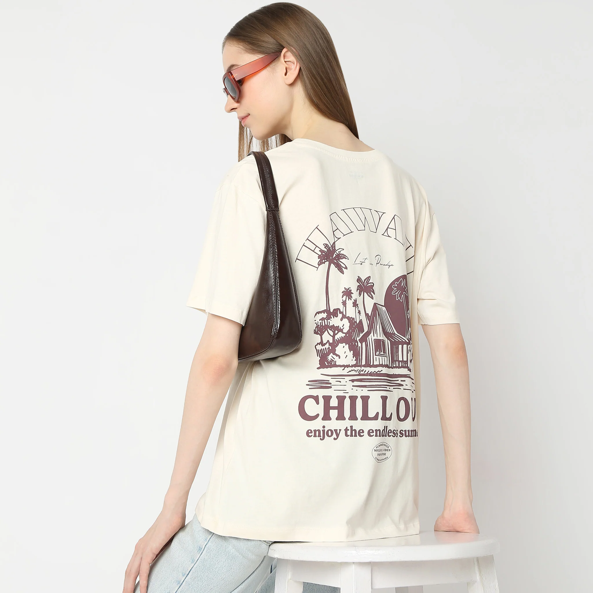 Oversize Graphic T-Shirt - Image 3