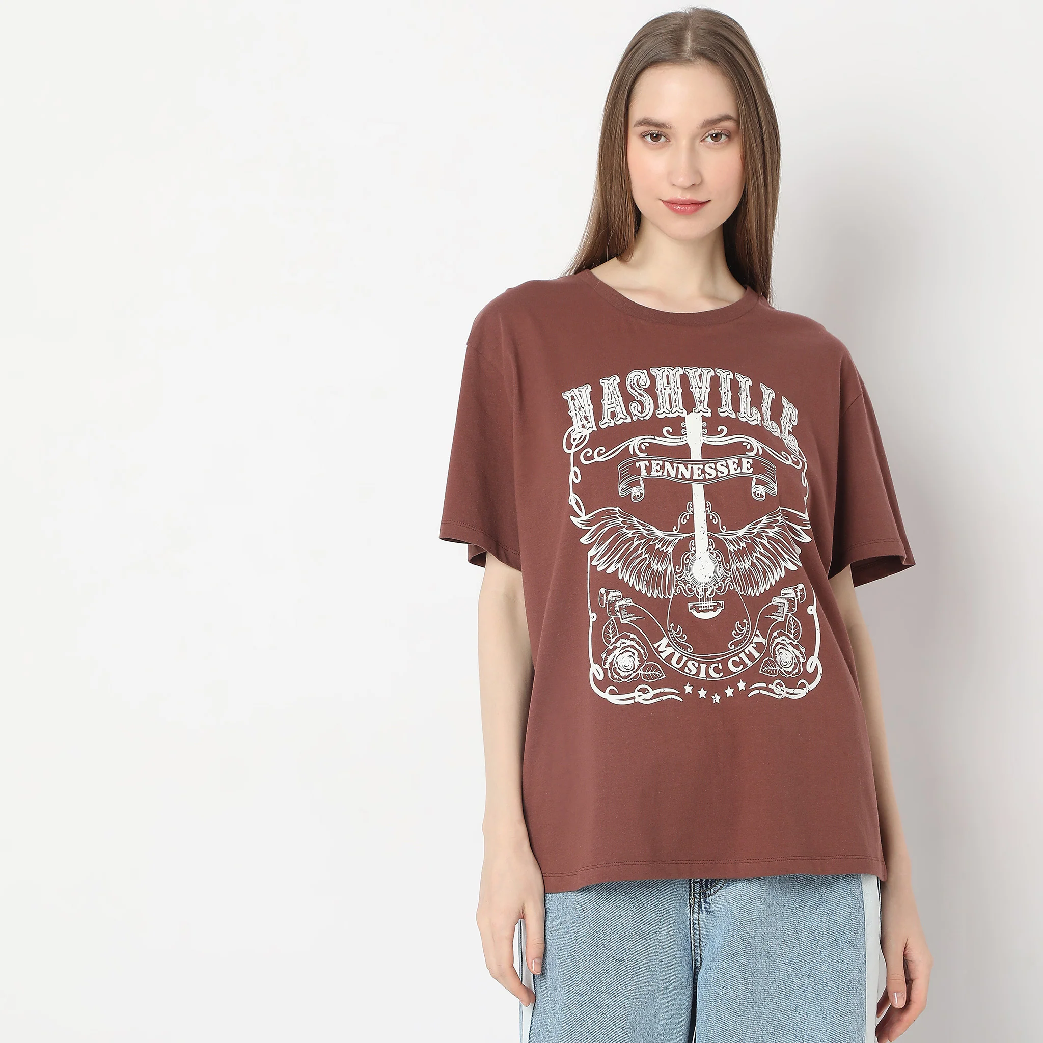 Oversize Printed "Nashville Music City" Bold Typography And Artistic Detailing T-Shirt - Image 2