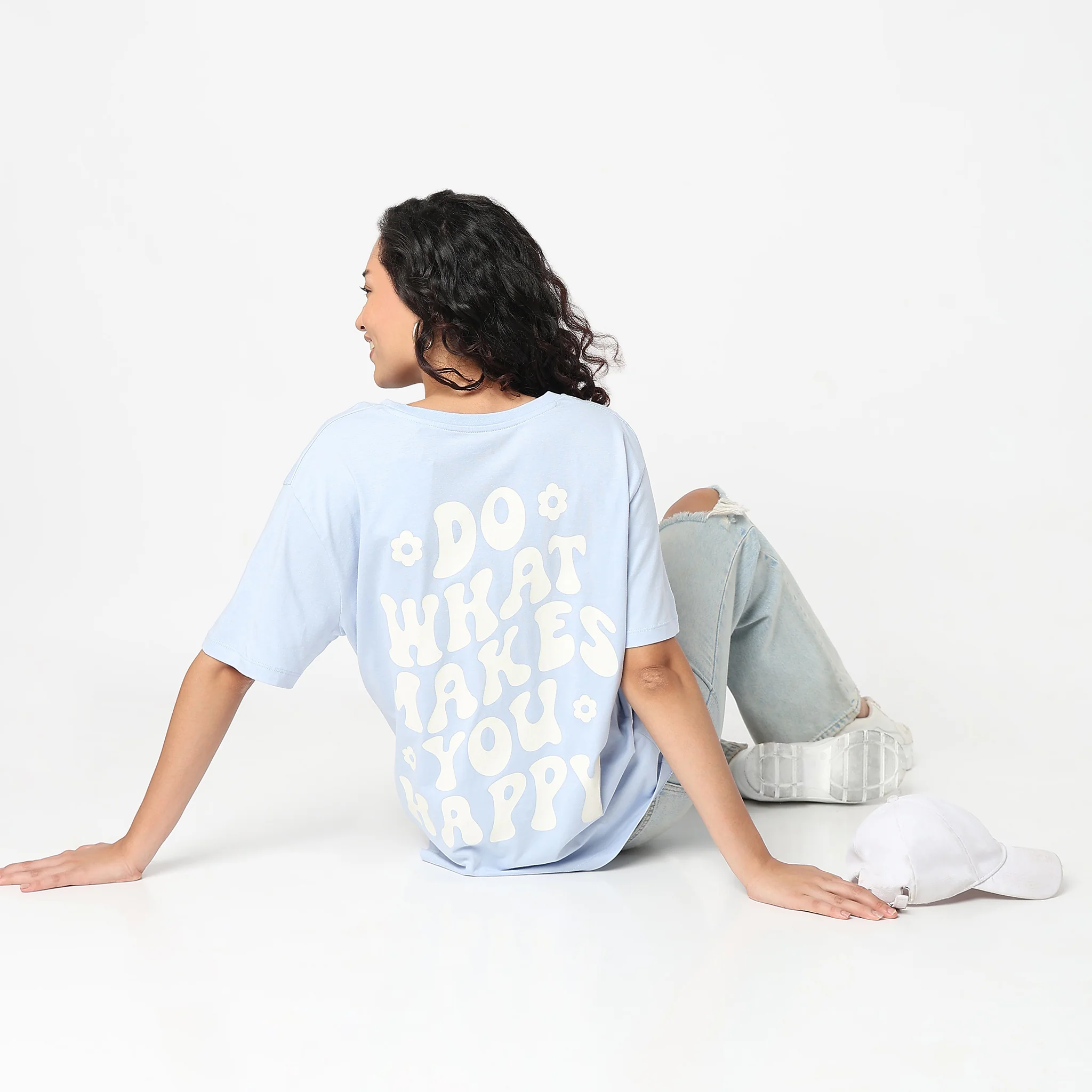 Betty Graphic T-Shirt Made With Comfortable And Breathable Fabric - Image 6