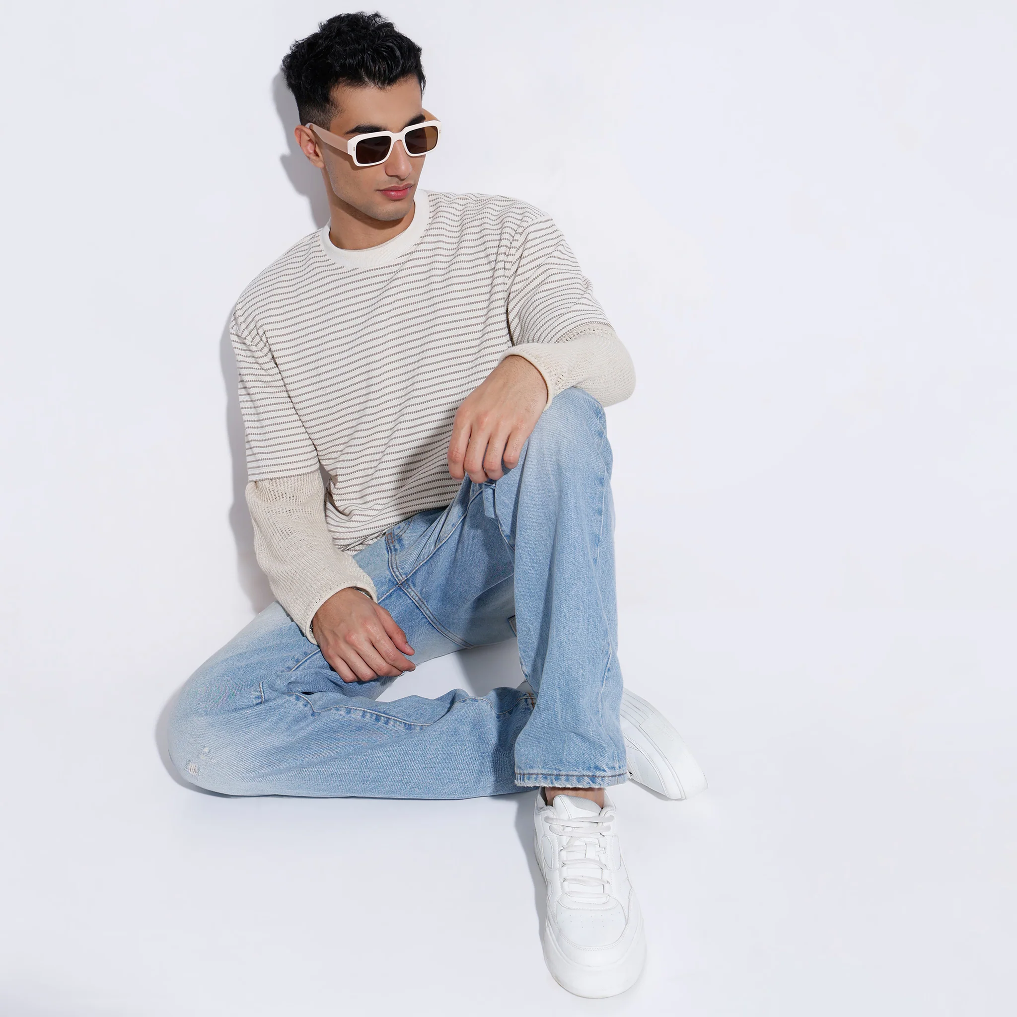 Oversize Striped Crew Neck Uniset T-Shirt - Image 6