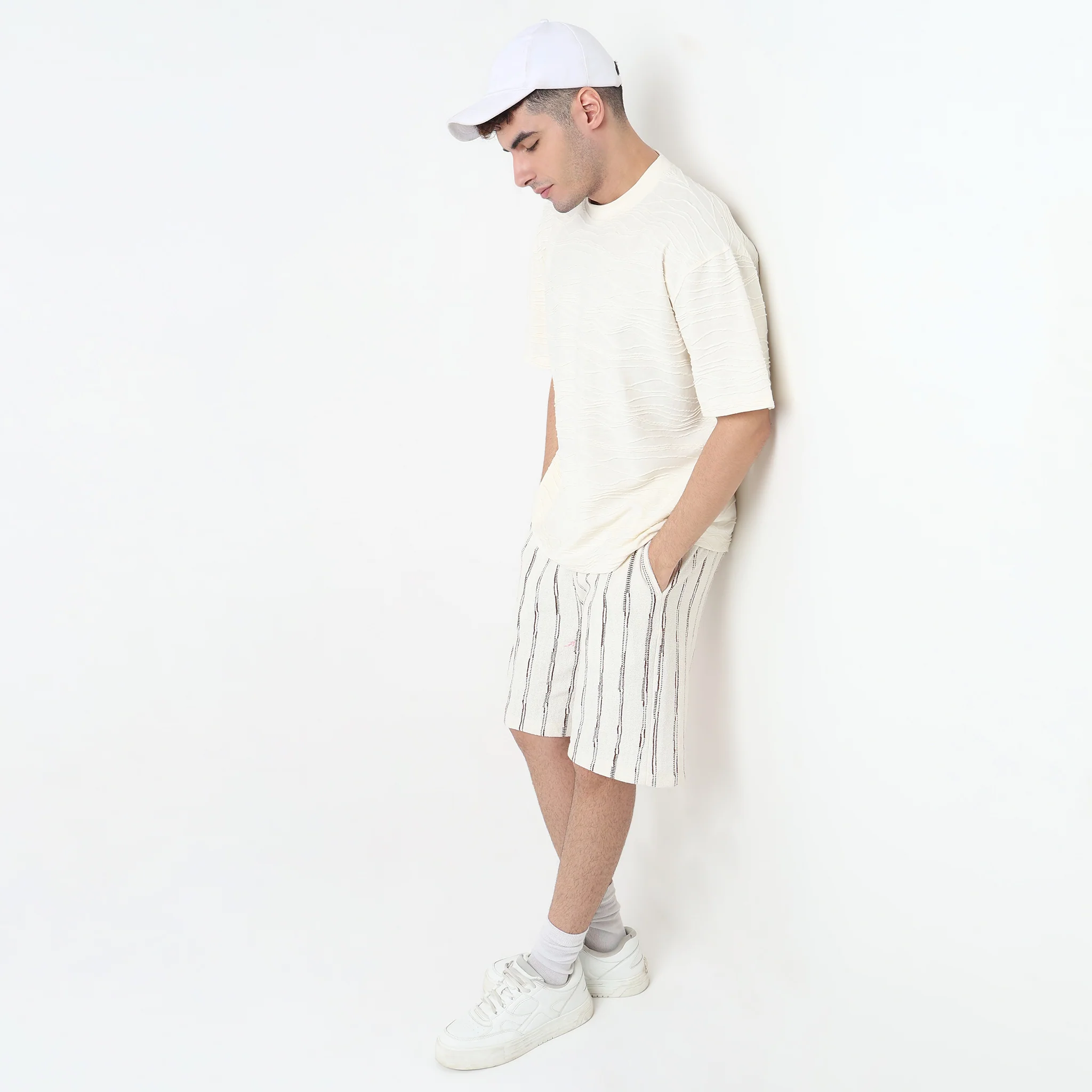 Crew Neck Structured Baggy T-Shirt - Image 11