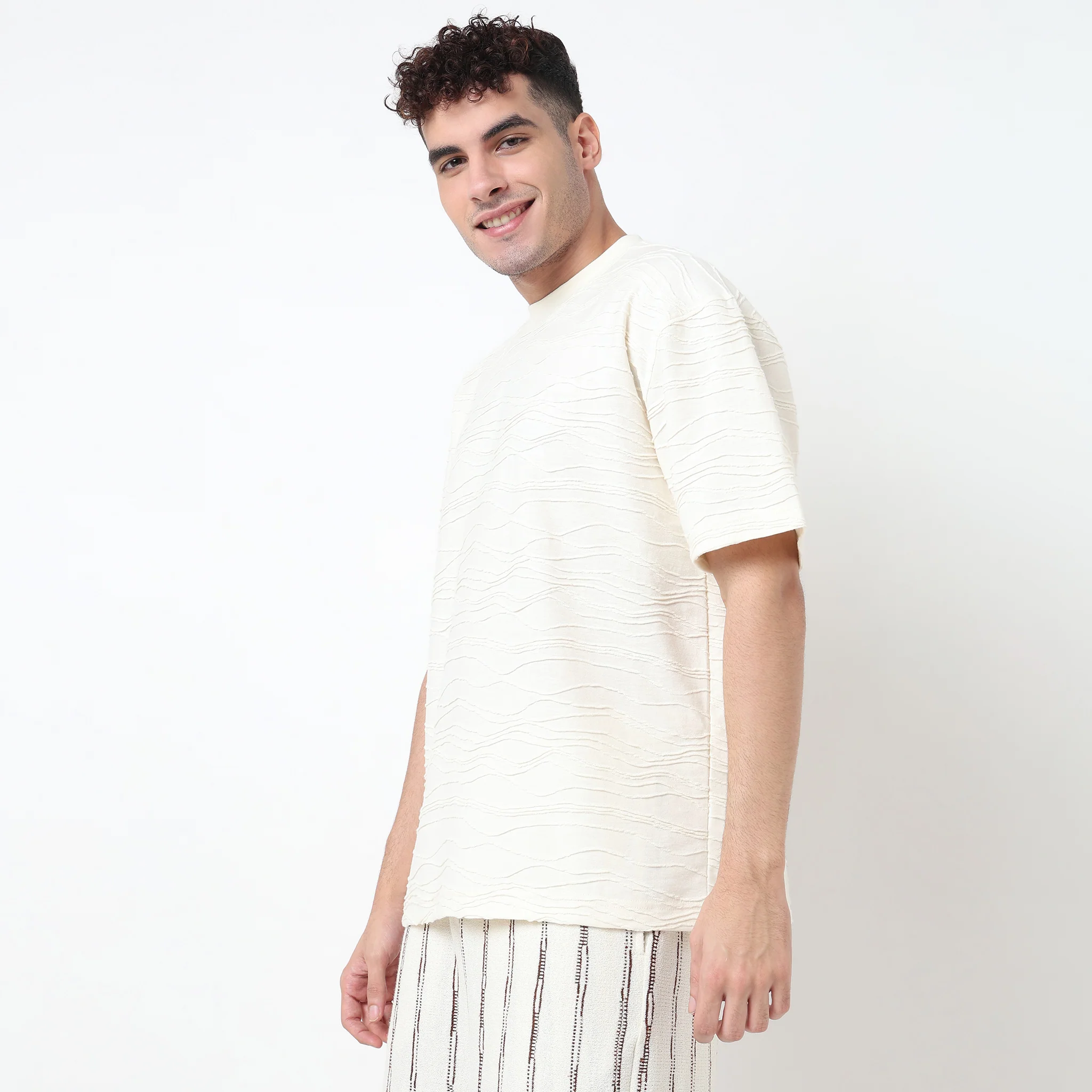Crew Neck Structured Baggy T-Shirt - Image 15