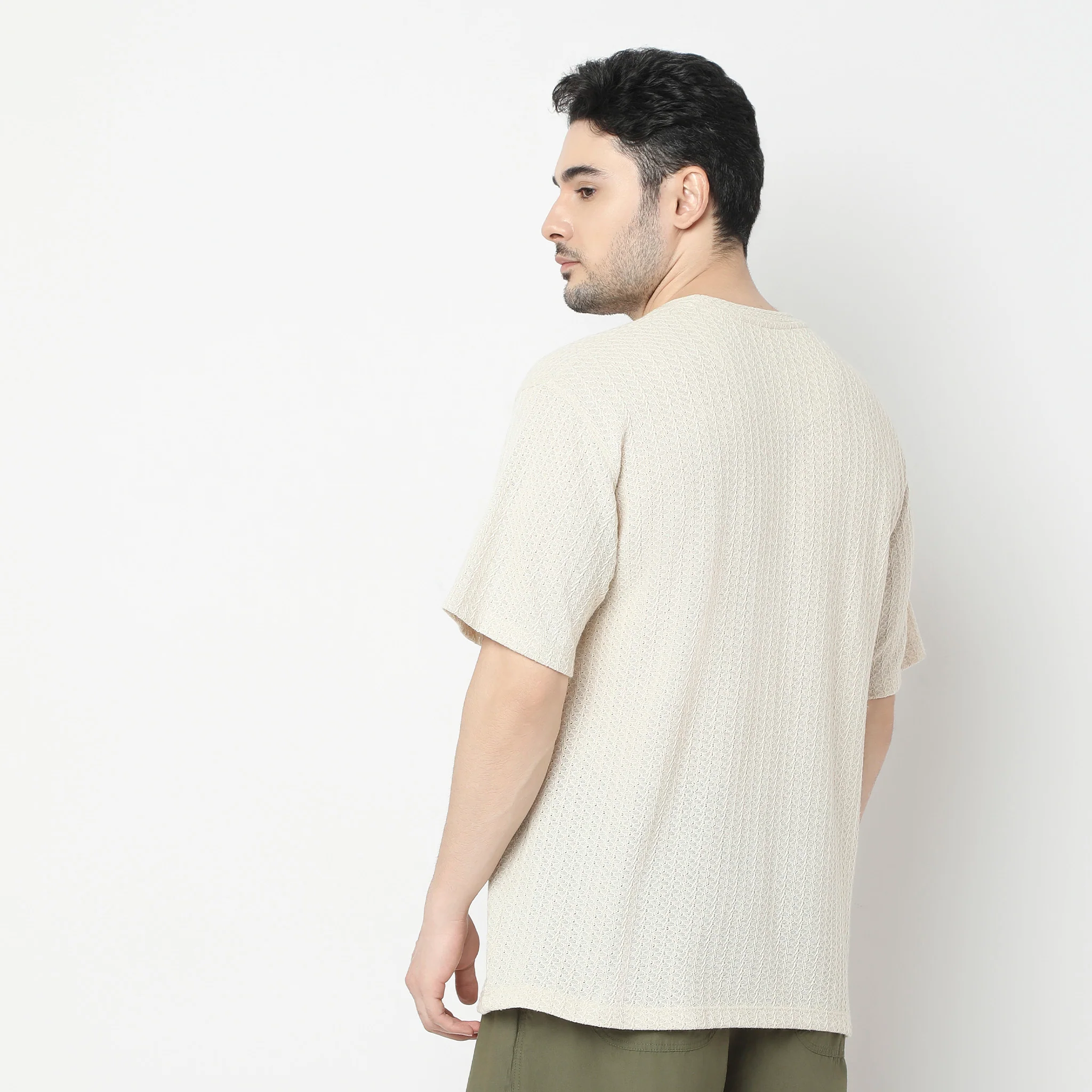 Trendy Oversized Structured T-Shirt - Image 3