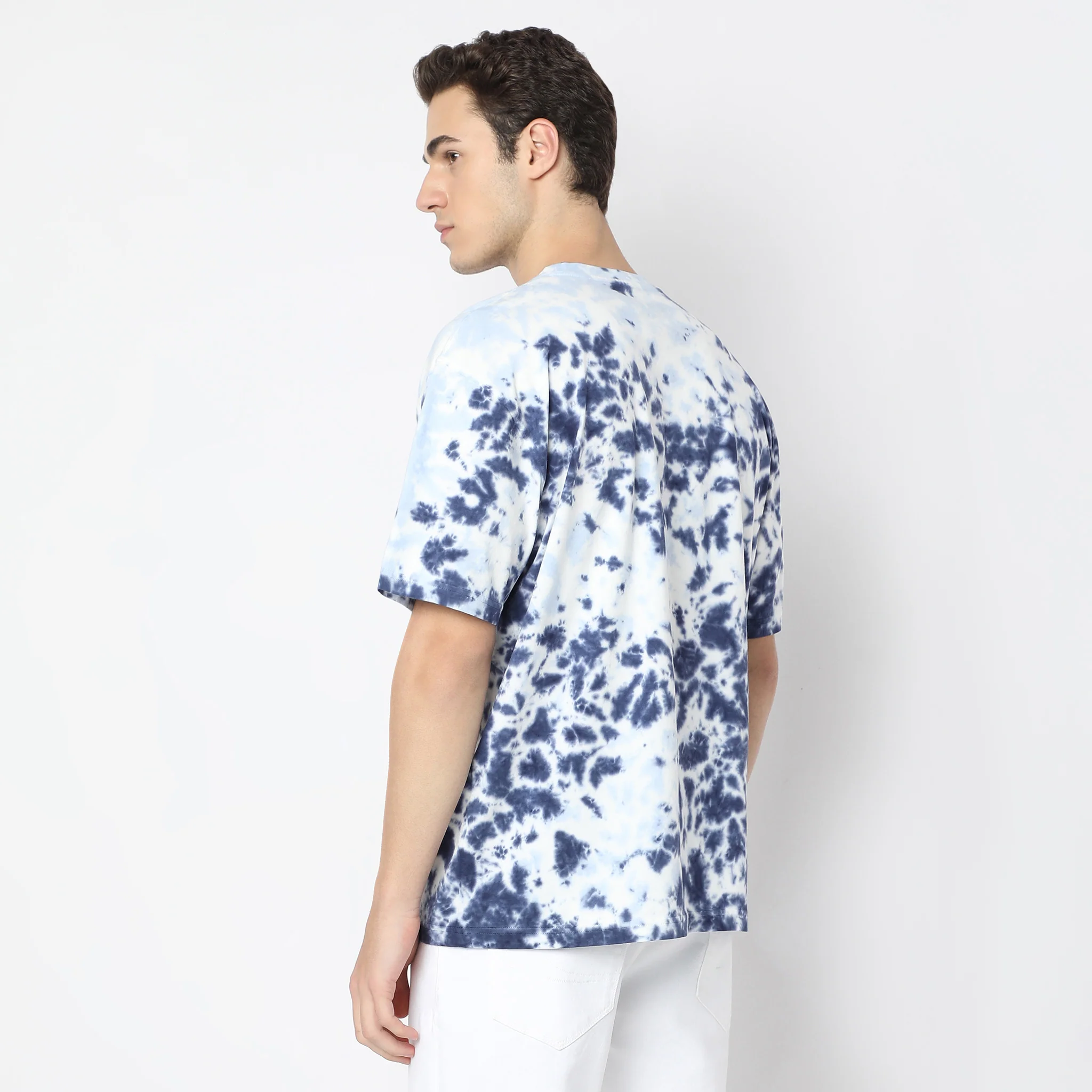 Oversized Cew Neck Tie-Dye T-Shirt - Image 3