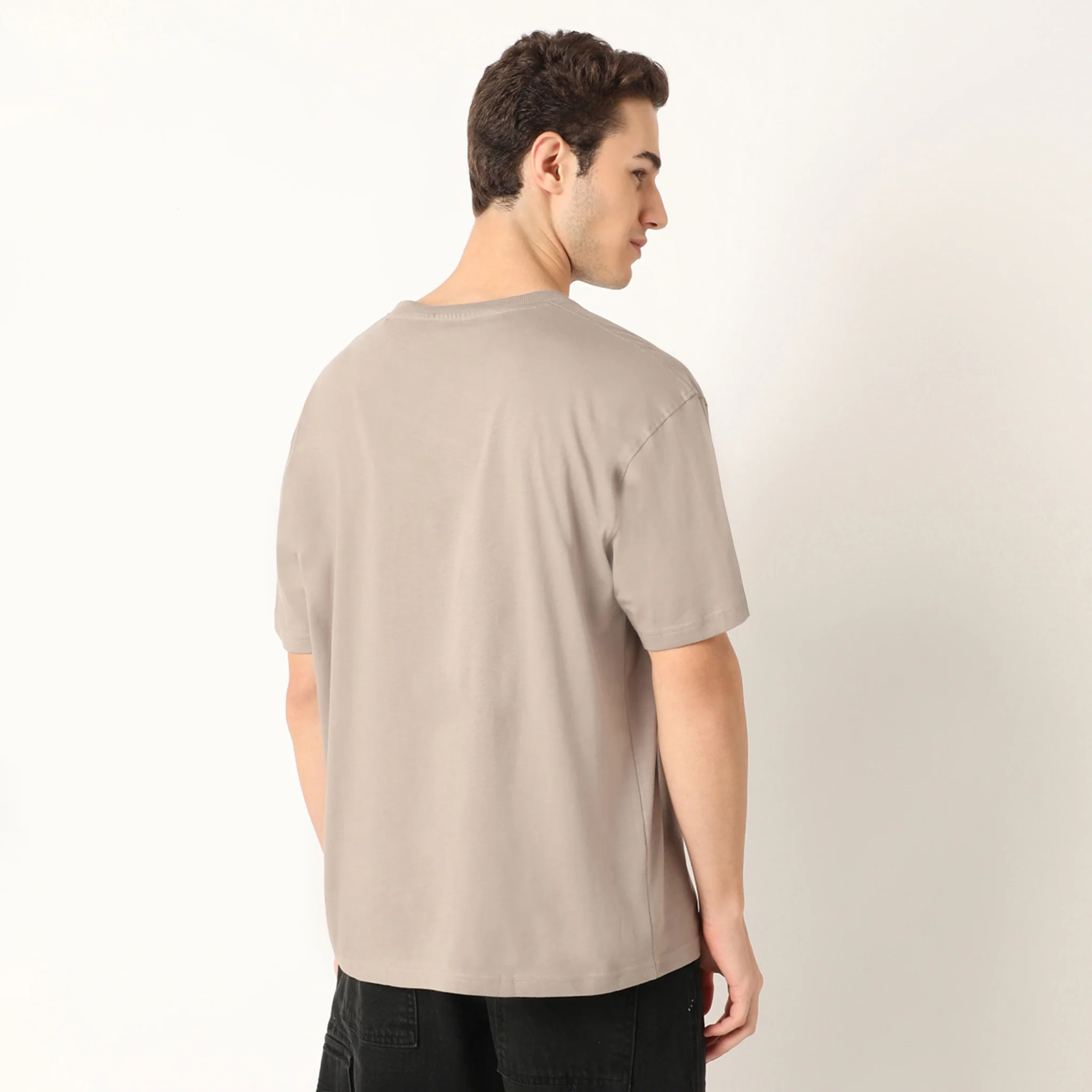 Oversized Slogan Graphic T-Shirt - Image 3
