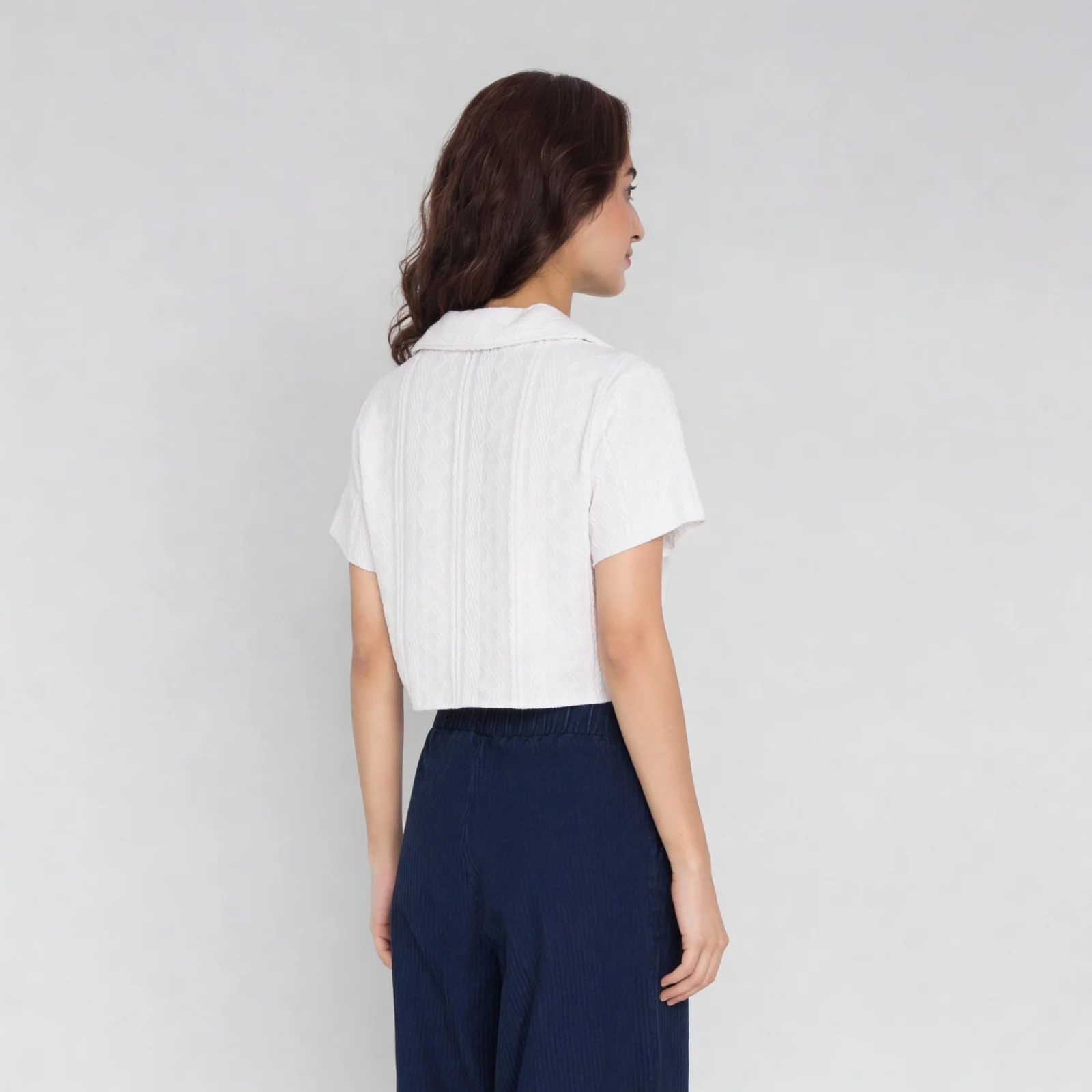 Textured Cuban Collar Top - Image 3