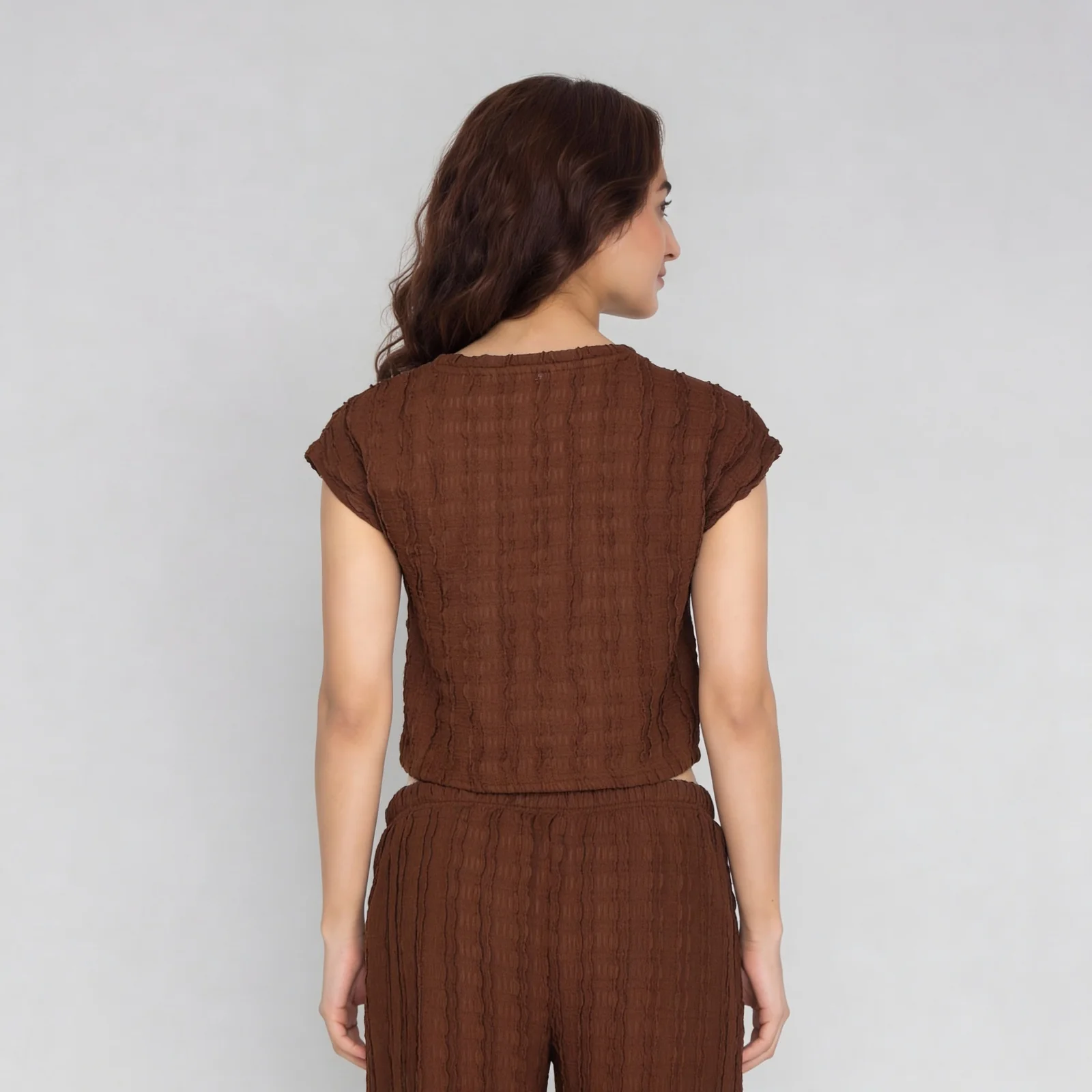 Textured Round Neck Crop Top - Image 8