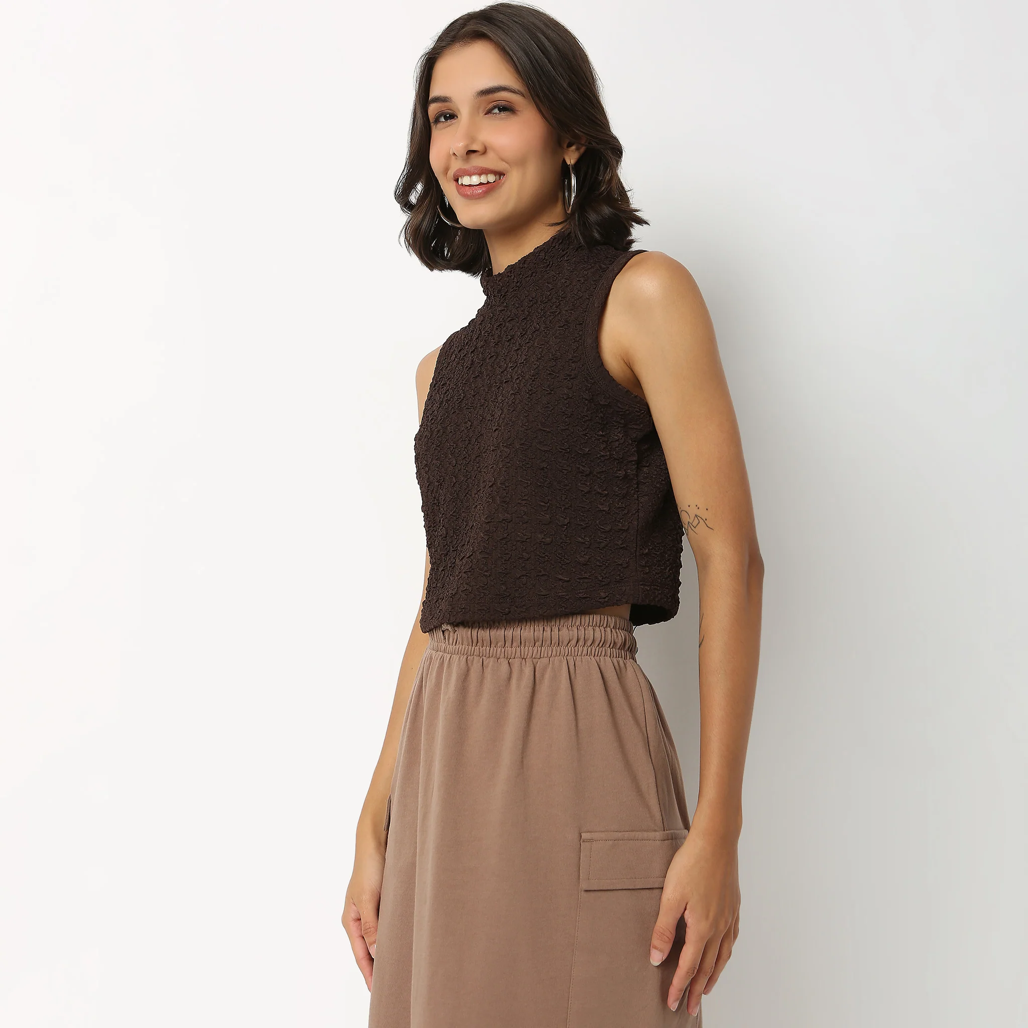 Structured Betty Crop T-Shirt - Image 5
