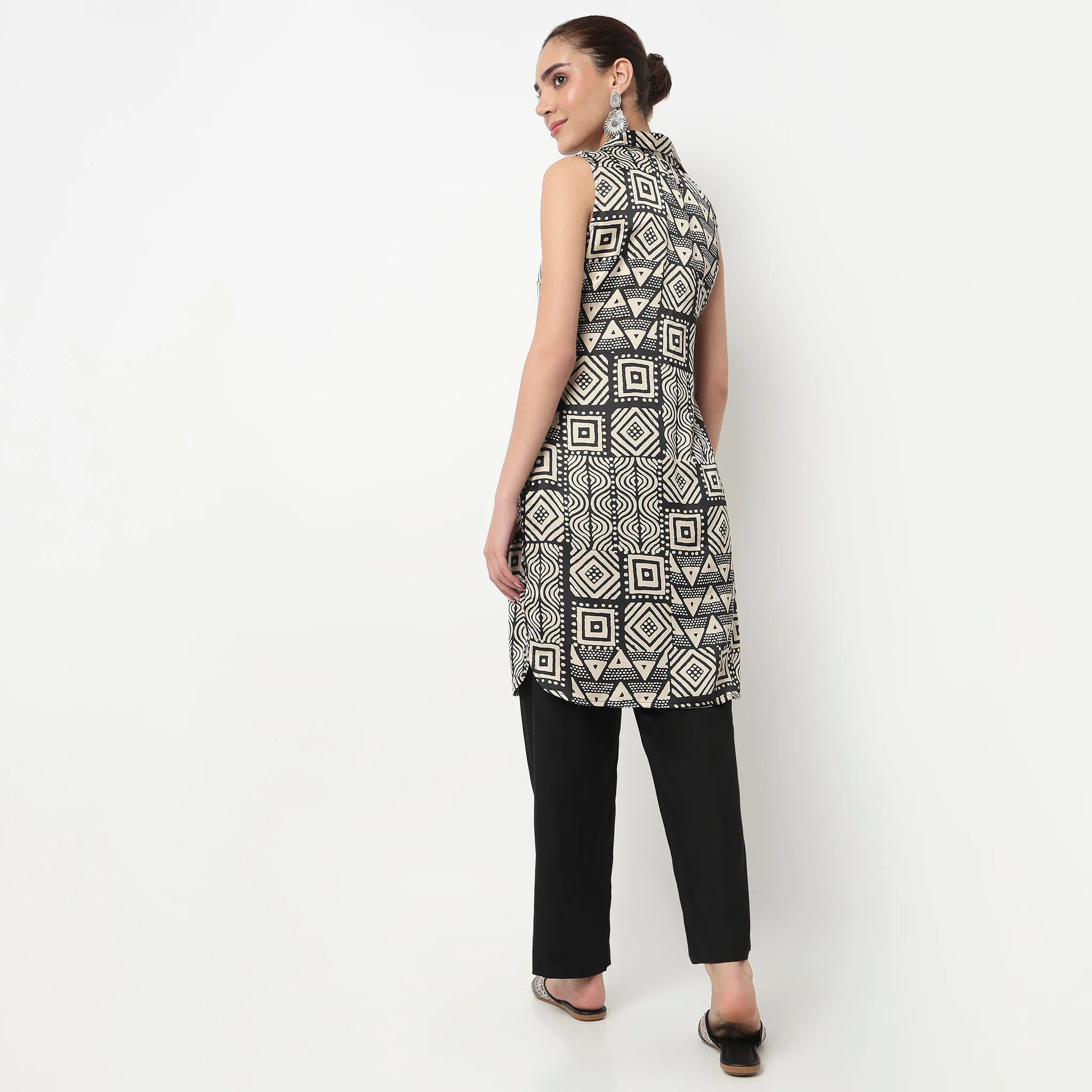 Printed A-Line Kurta - Image 3