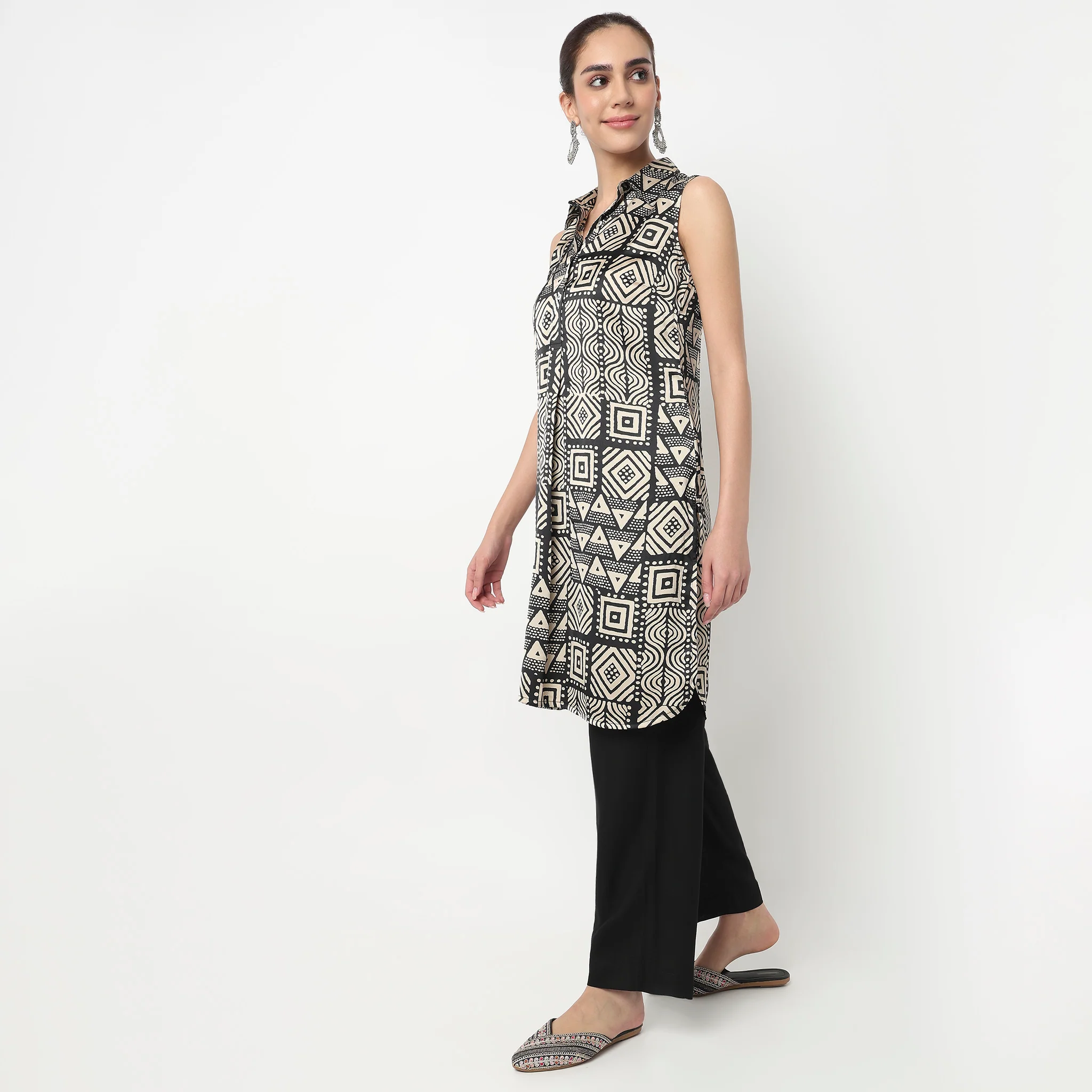 Printed A-Line Kurta - Image 5