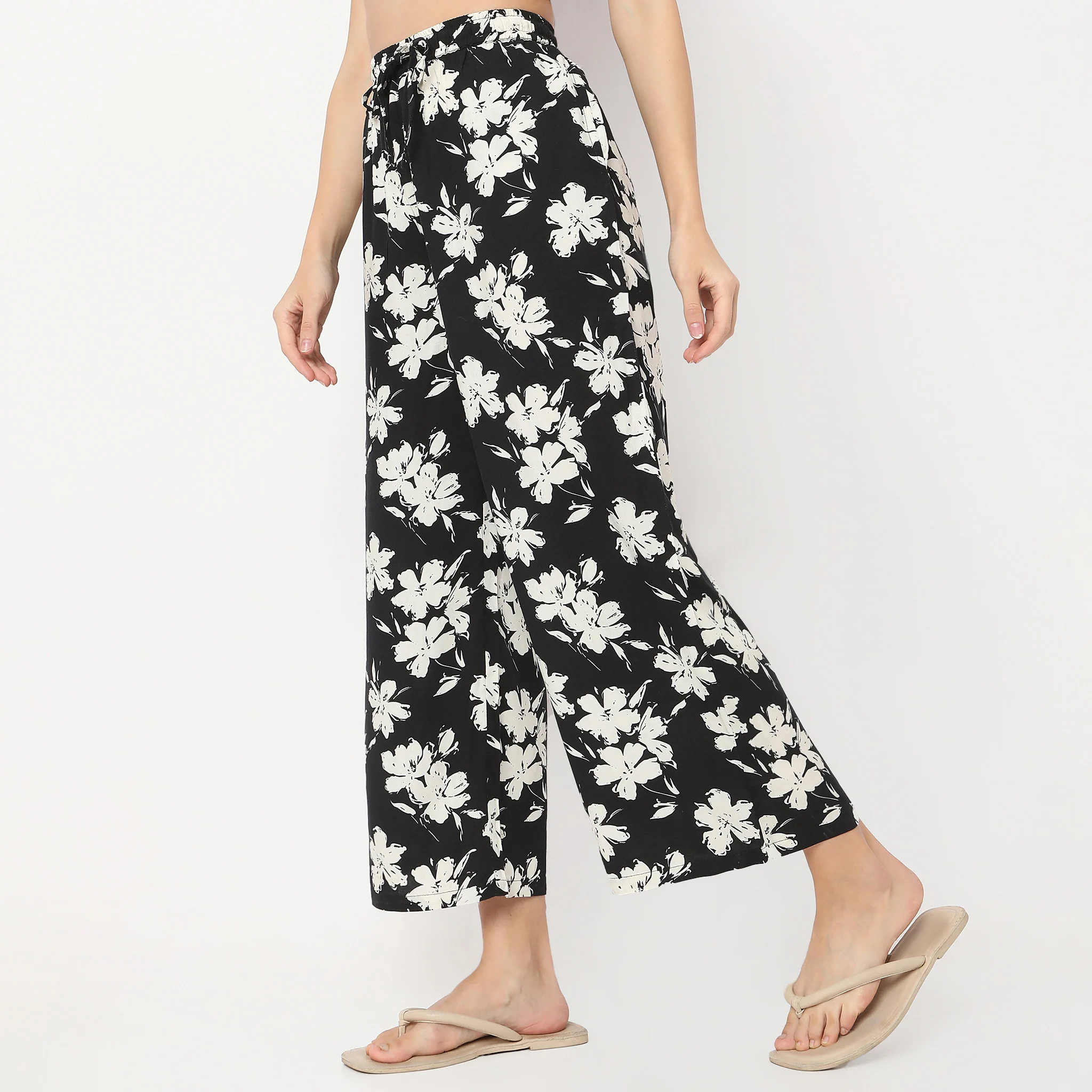 Printed Above Ankle Length Floral Lounge Palazzos - Image 5