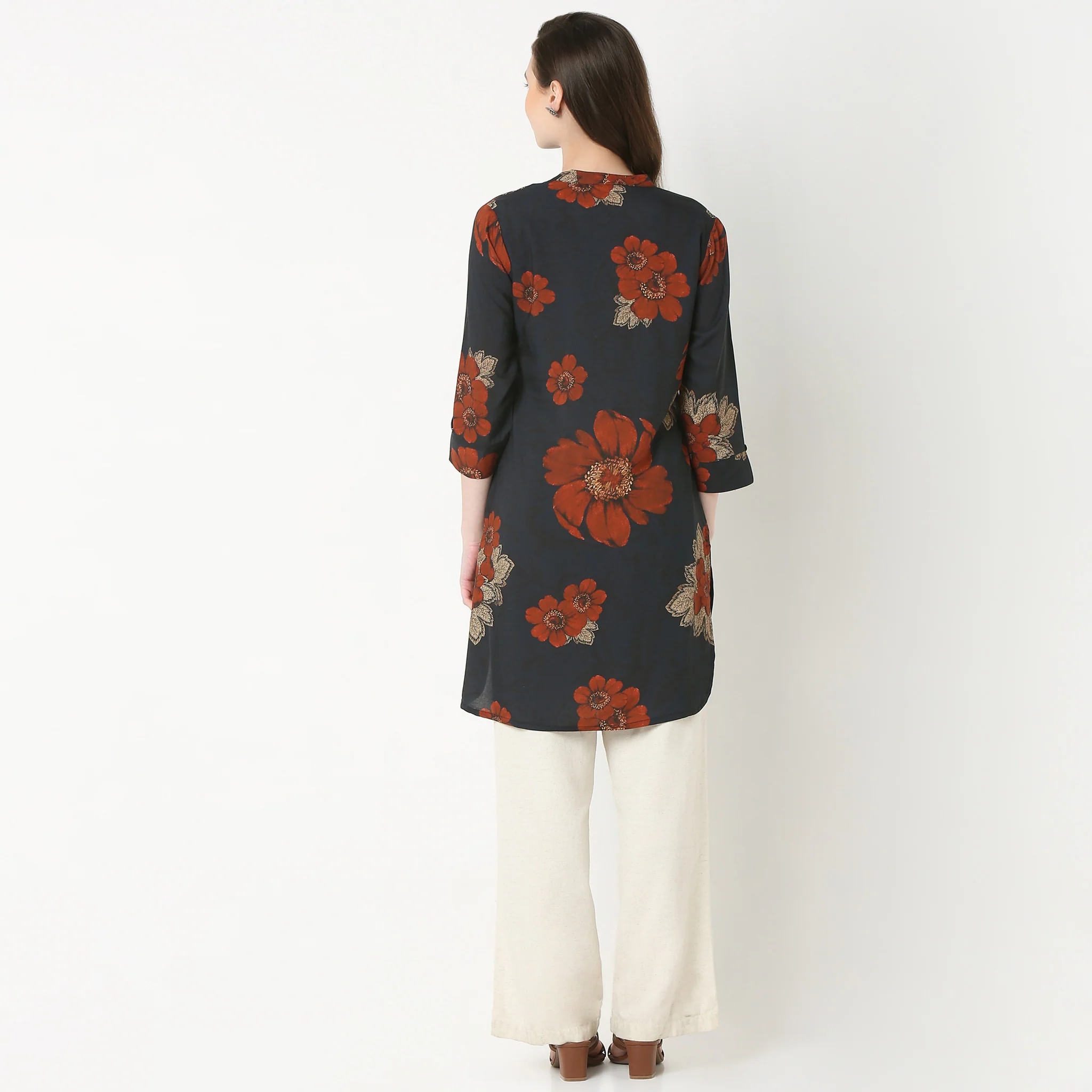 Printed Band Collar Straight Kurta - Image 3