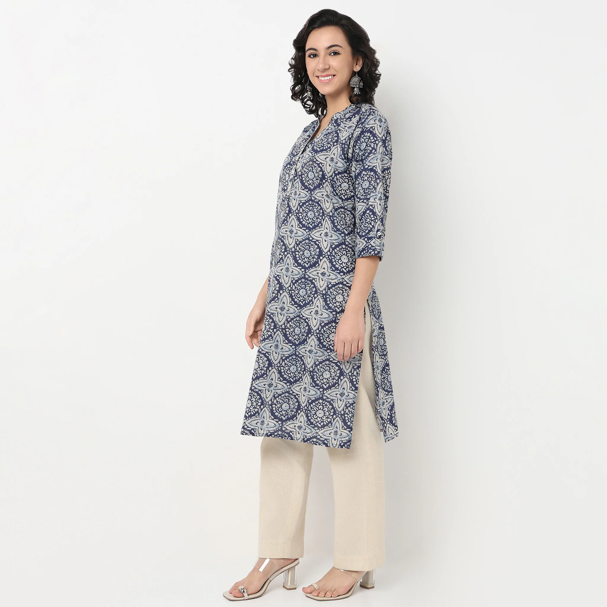 Printed Band Neck Cambric Half Placket Kurta - Image 5