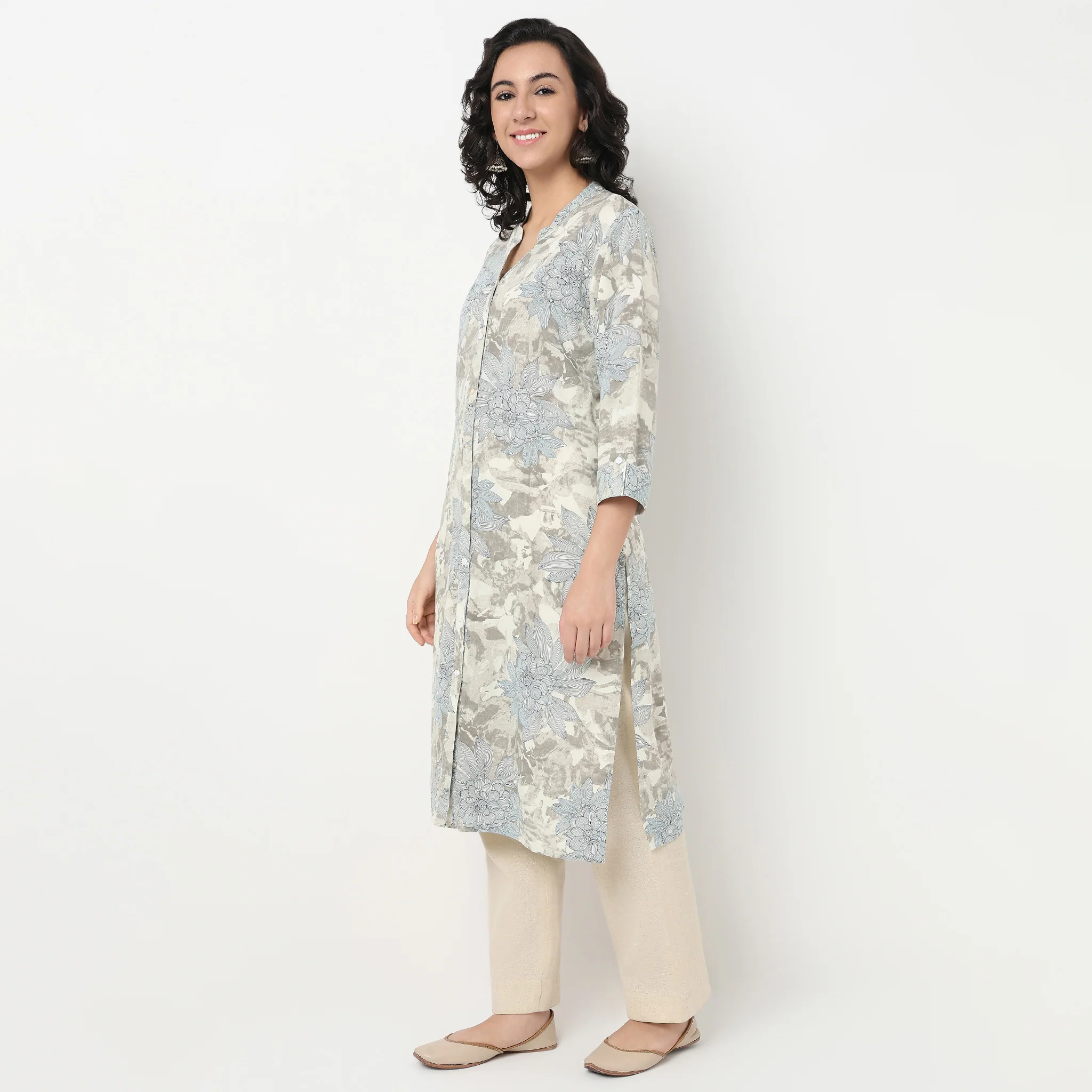Printed Band Neck Full Placket Long Kurta - Image 5