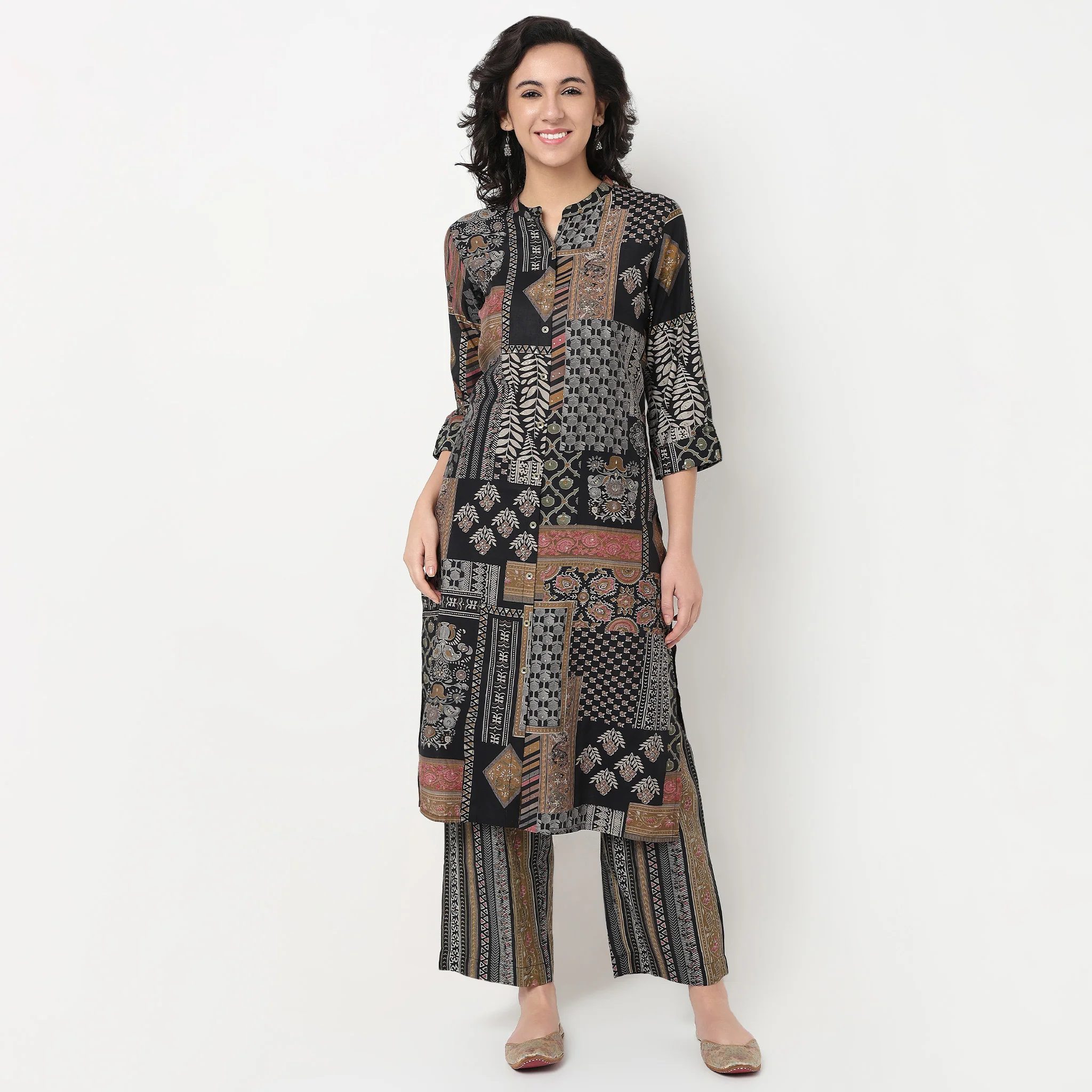 Printed Band Neck Long Kurta With Pants Set - Image 2