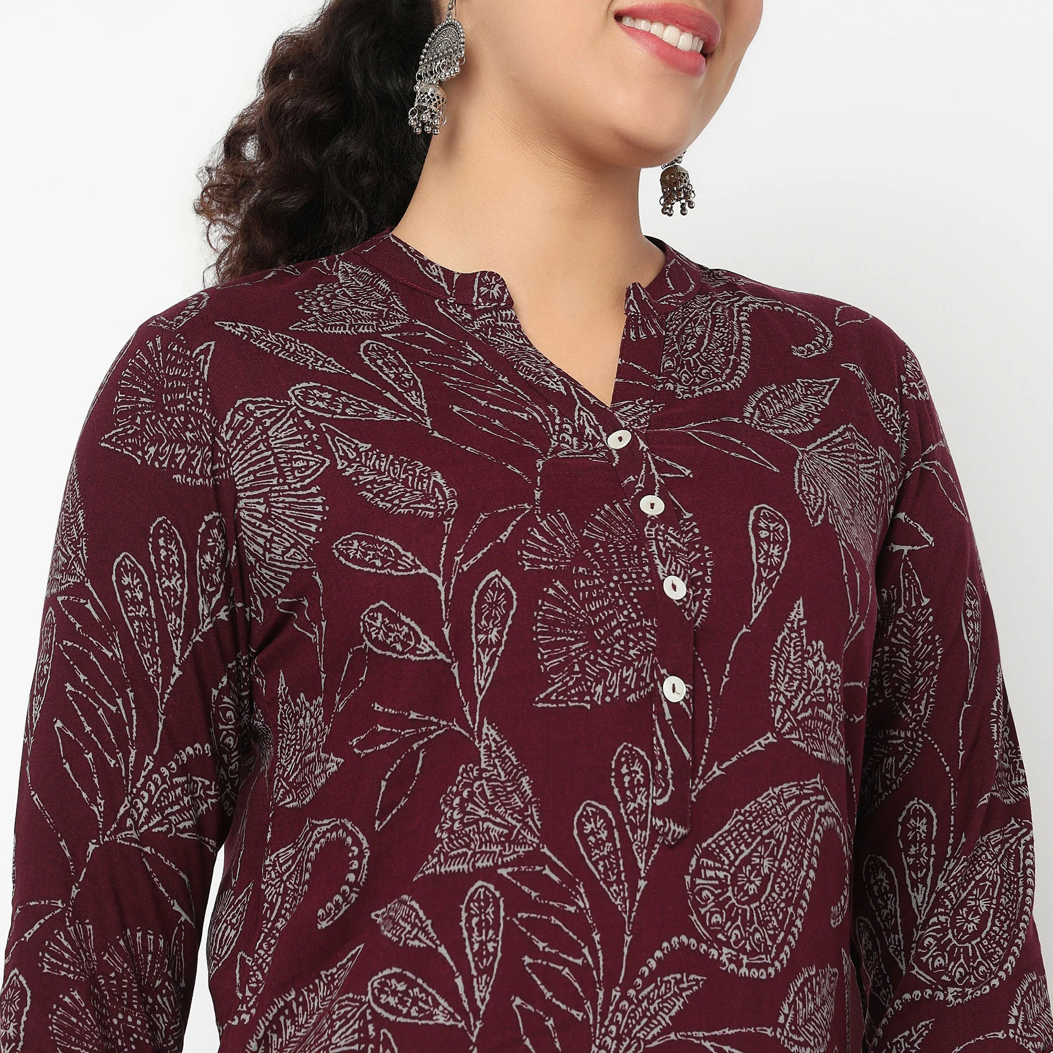 Printed Band Neck Short Kurti - Image 4