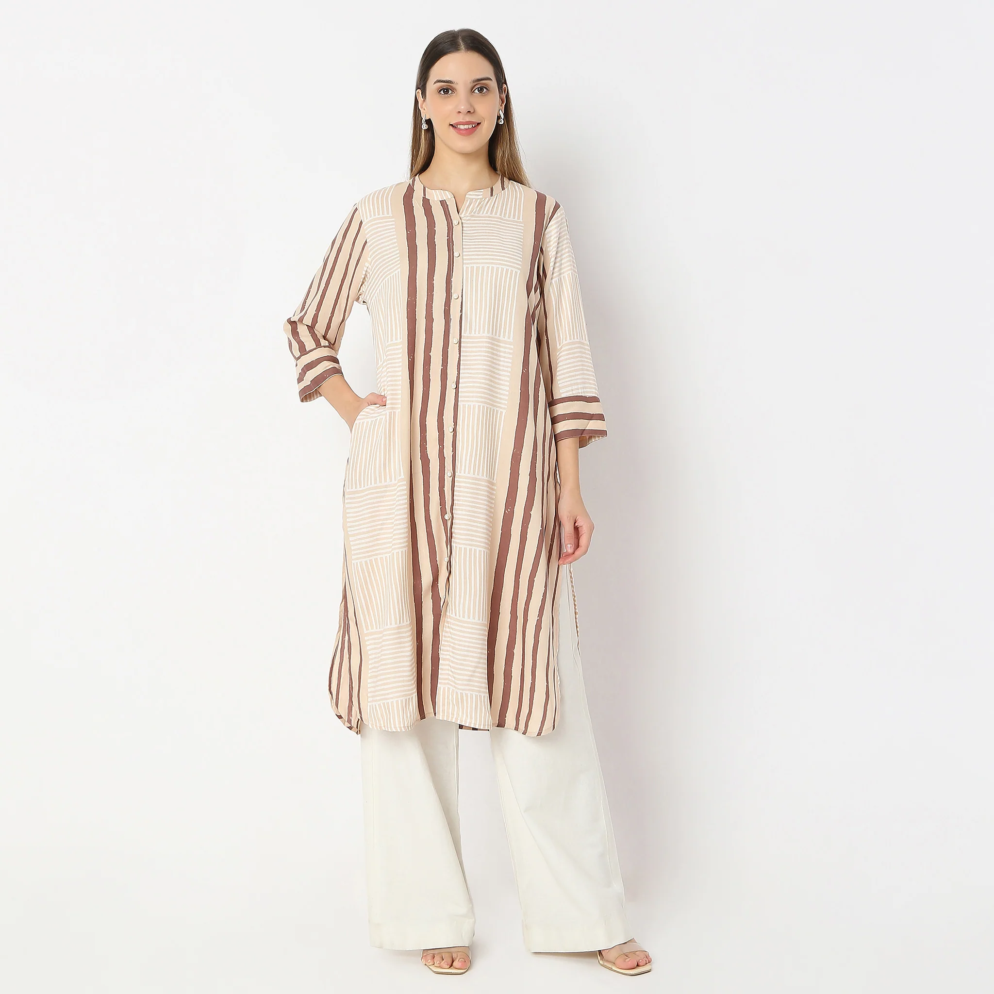 Printed Below Knee Straight Fit Band Collar Kurta - Image 2