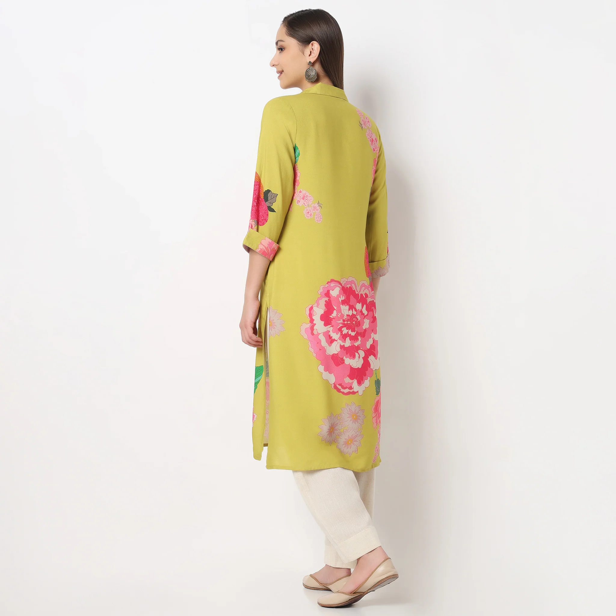 Printed Below Knee Straight Fit Kurta - Image 3