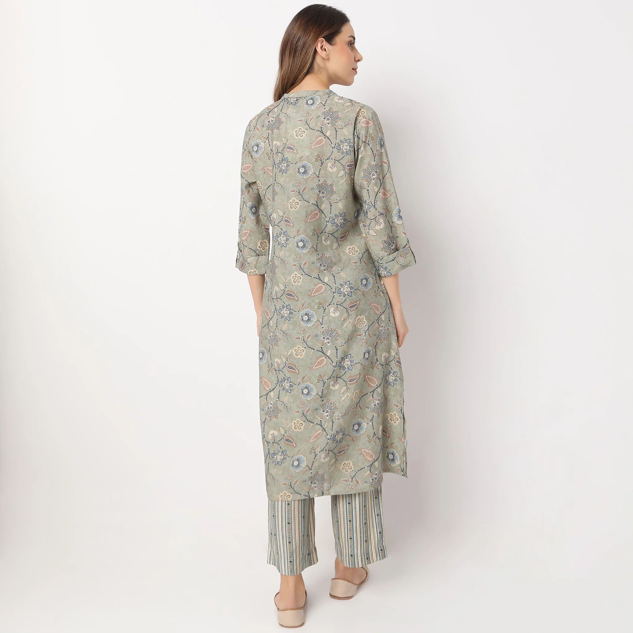 Printed Calf Length Camp Collar A Line Kurta With Pant Set - Image 3
