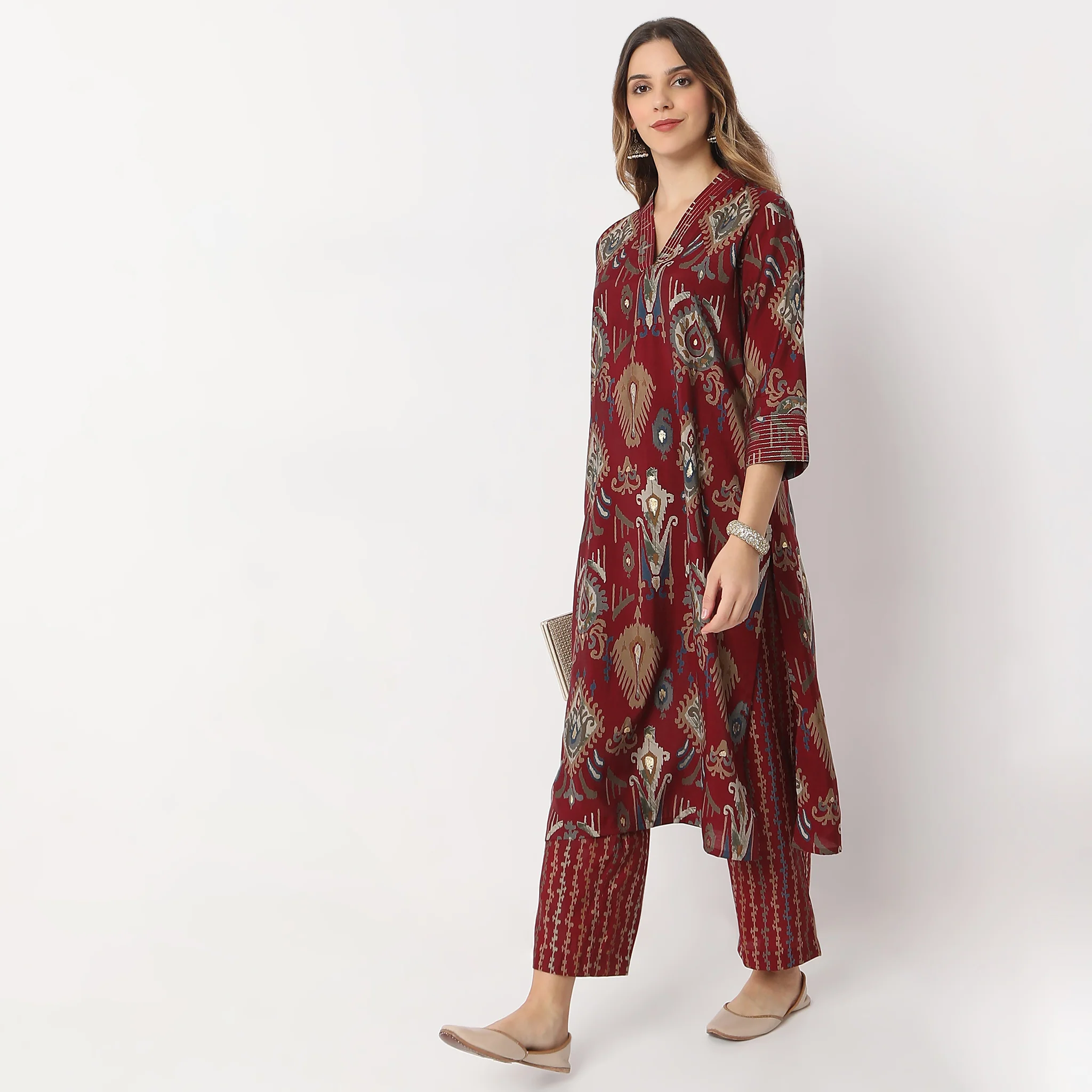 Printed Calf Length V Neck Straight Kurta With Pant Set