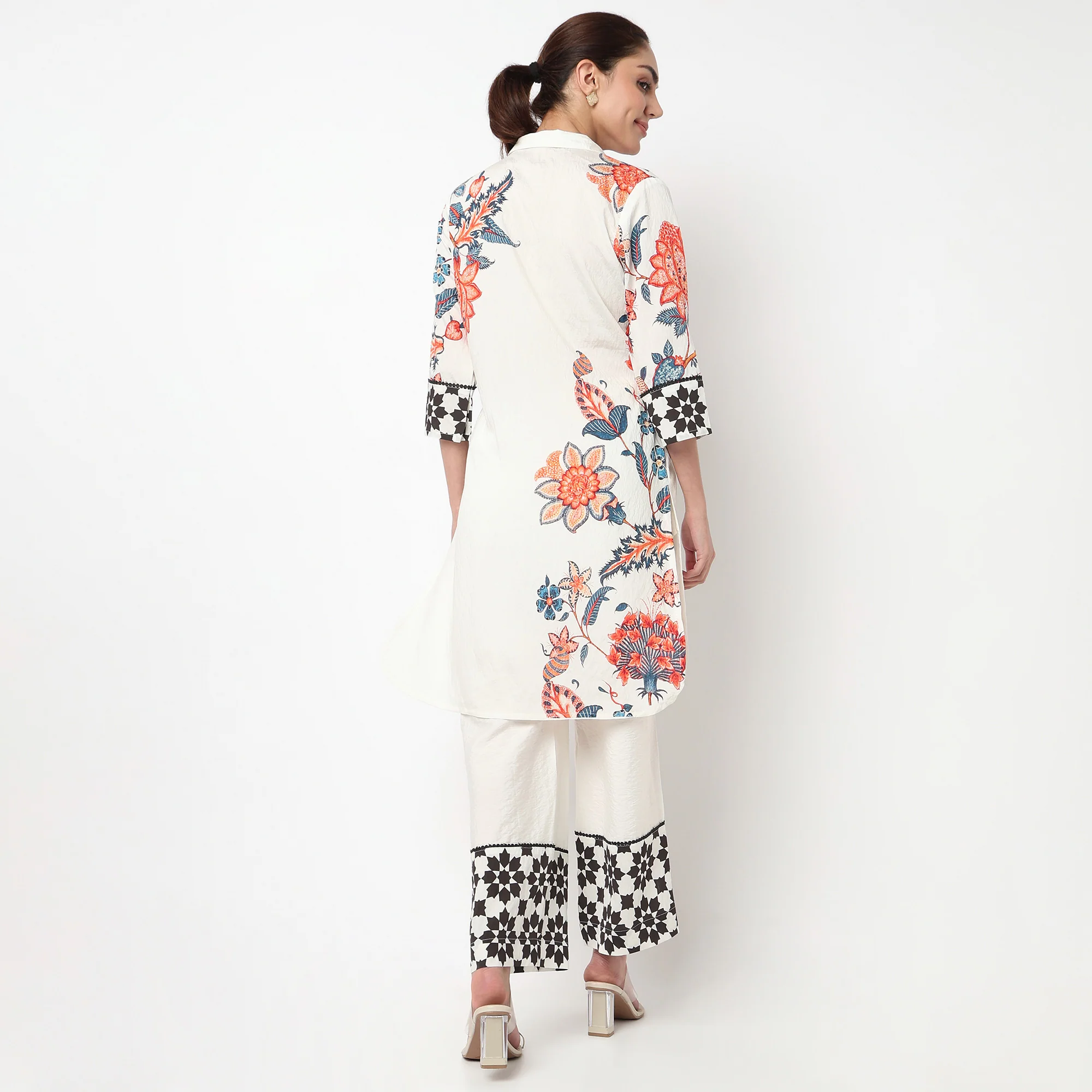 Printed Collar Kurta with Pant Set - Image 3