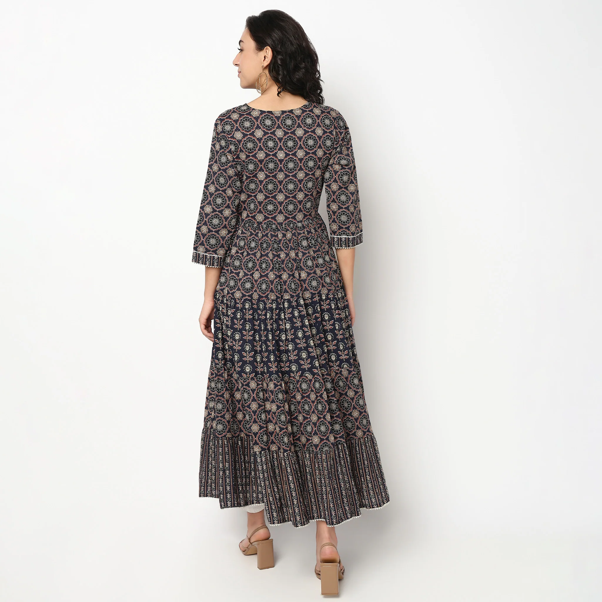 Printed Cotton Gathered Kurta - Image 3