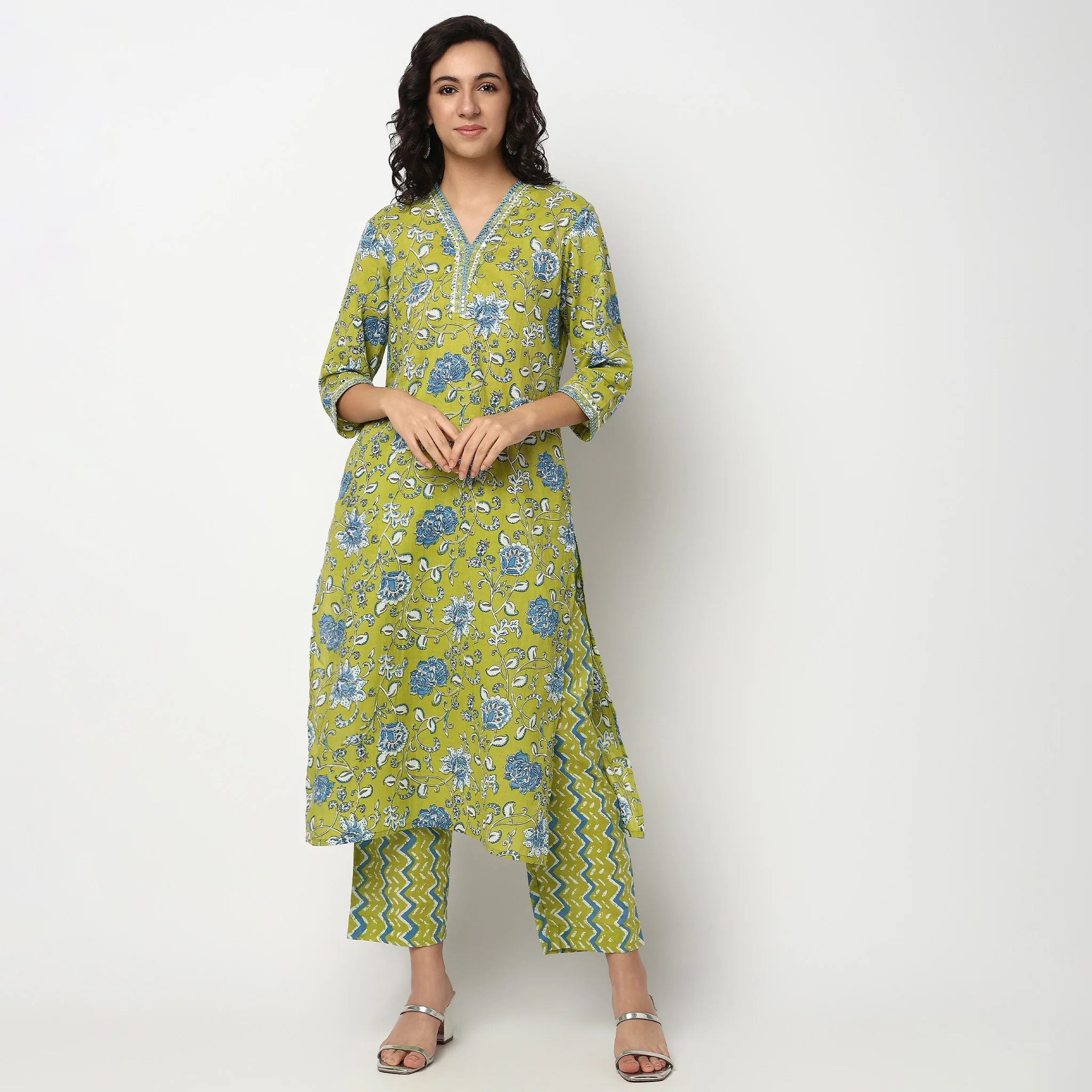 Printed V Neck Flared Cotton Kurta with Pant Set - Image 2