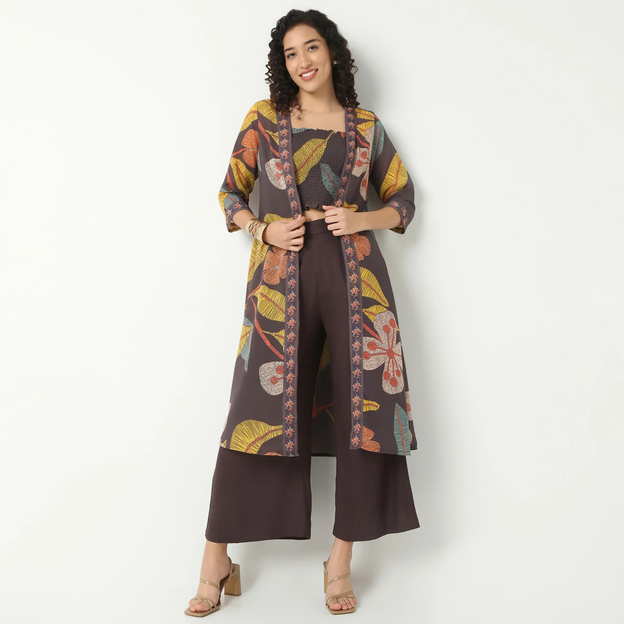 Printed Crop Top With Pant With Shrug Fusion Set