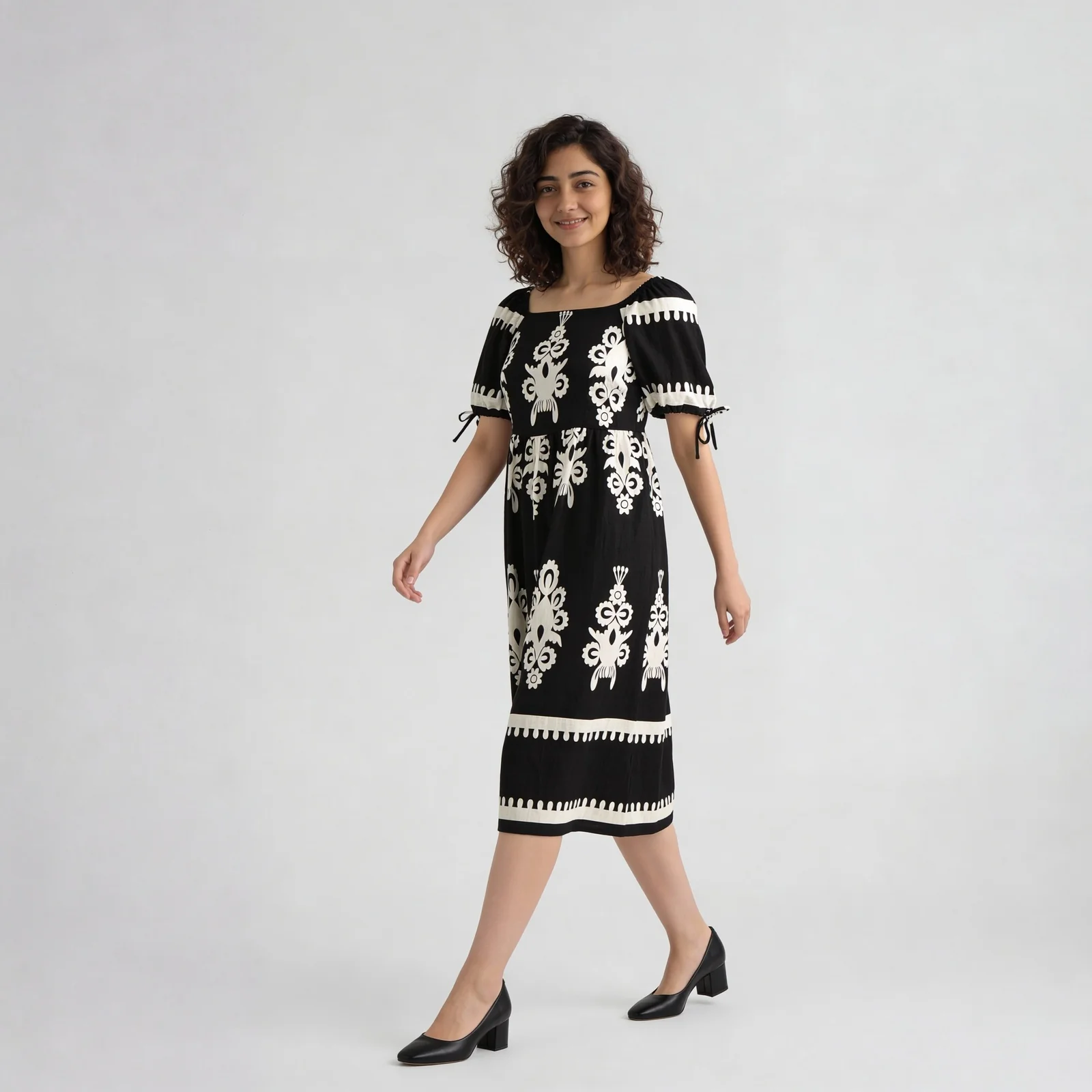Printed Flared Dress - Image 5