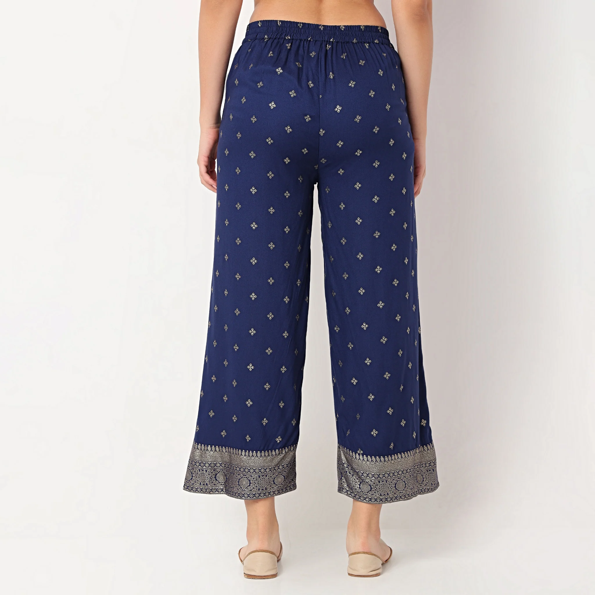 Printed Flared High Rise Pants - Image 3