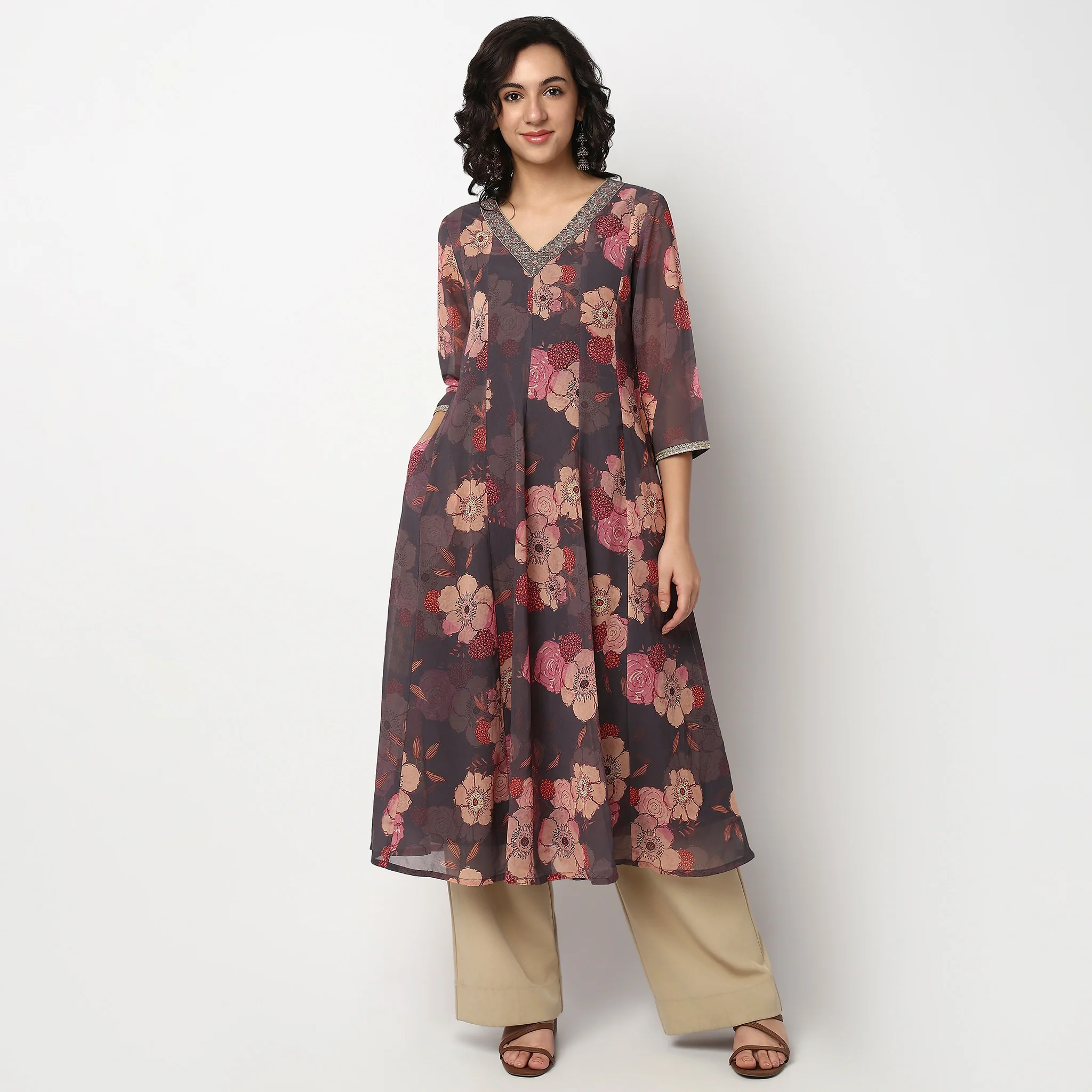 Printed V Neck Alia Cut Kurta - Image 2