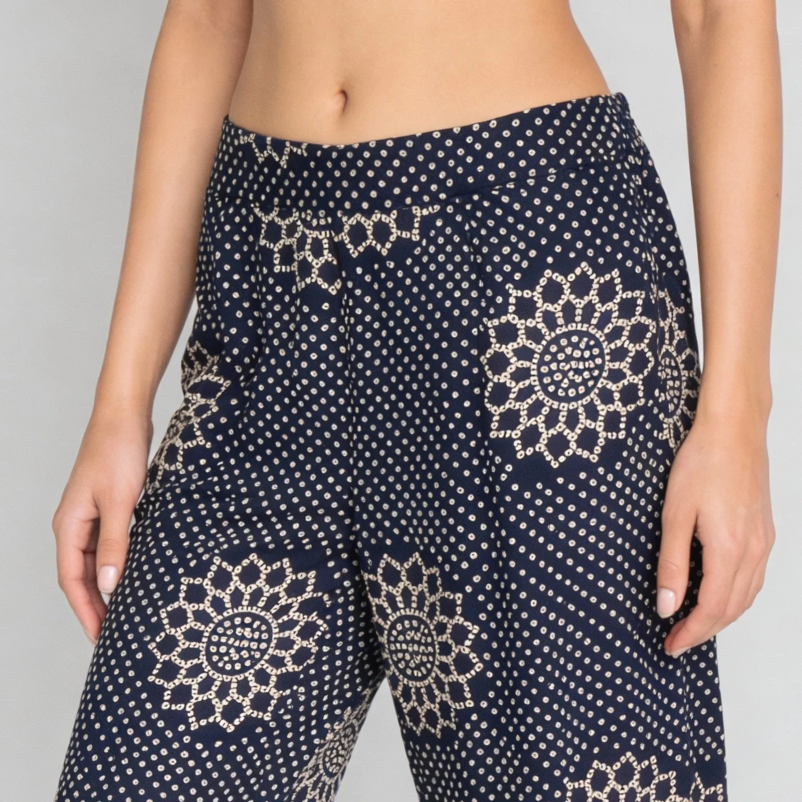 Printed Full Length Travel Pants - Image 4