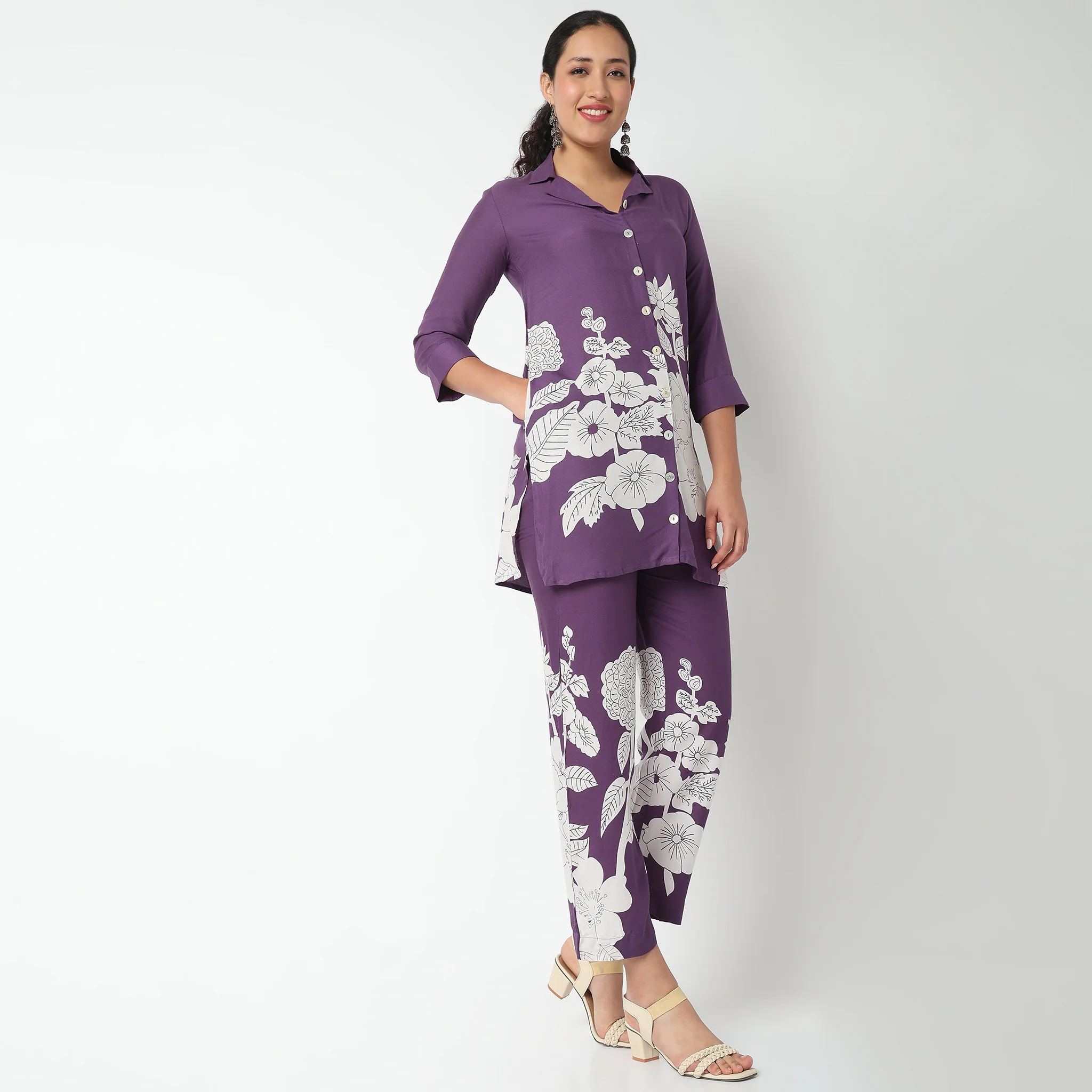 Printed Full Placket Kurta and Pant Set - Image 5
