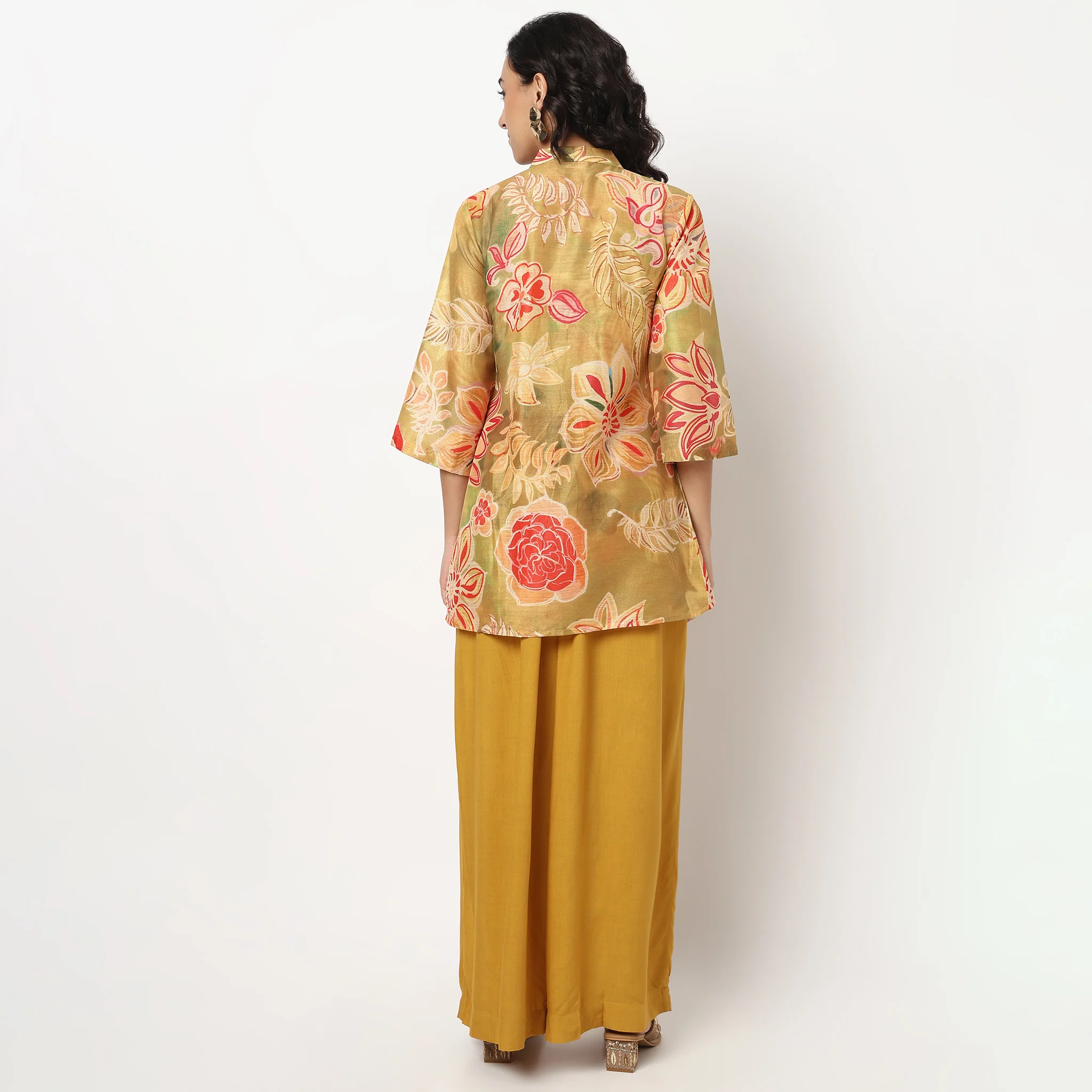 Printed High Low Shrug with Strappy Crop Top and Palazzo Set - Image 3