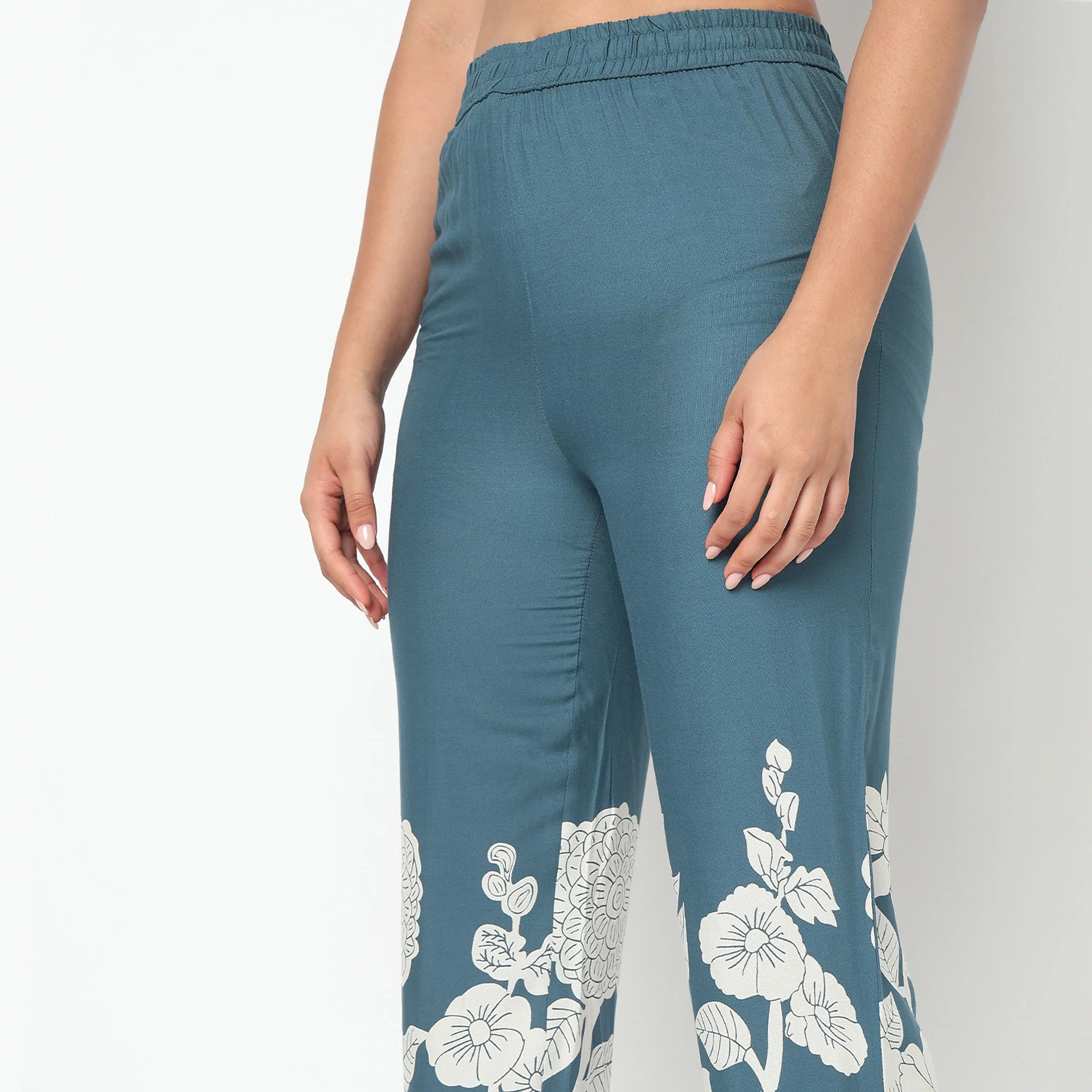 Printed Half Placket Kurta and Pant Set - Image 7